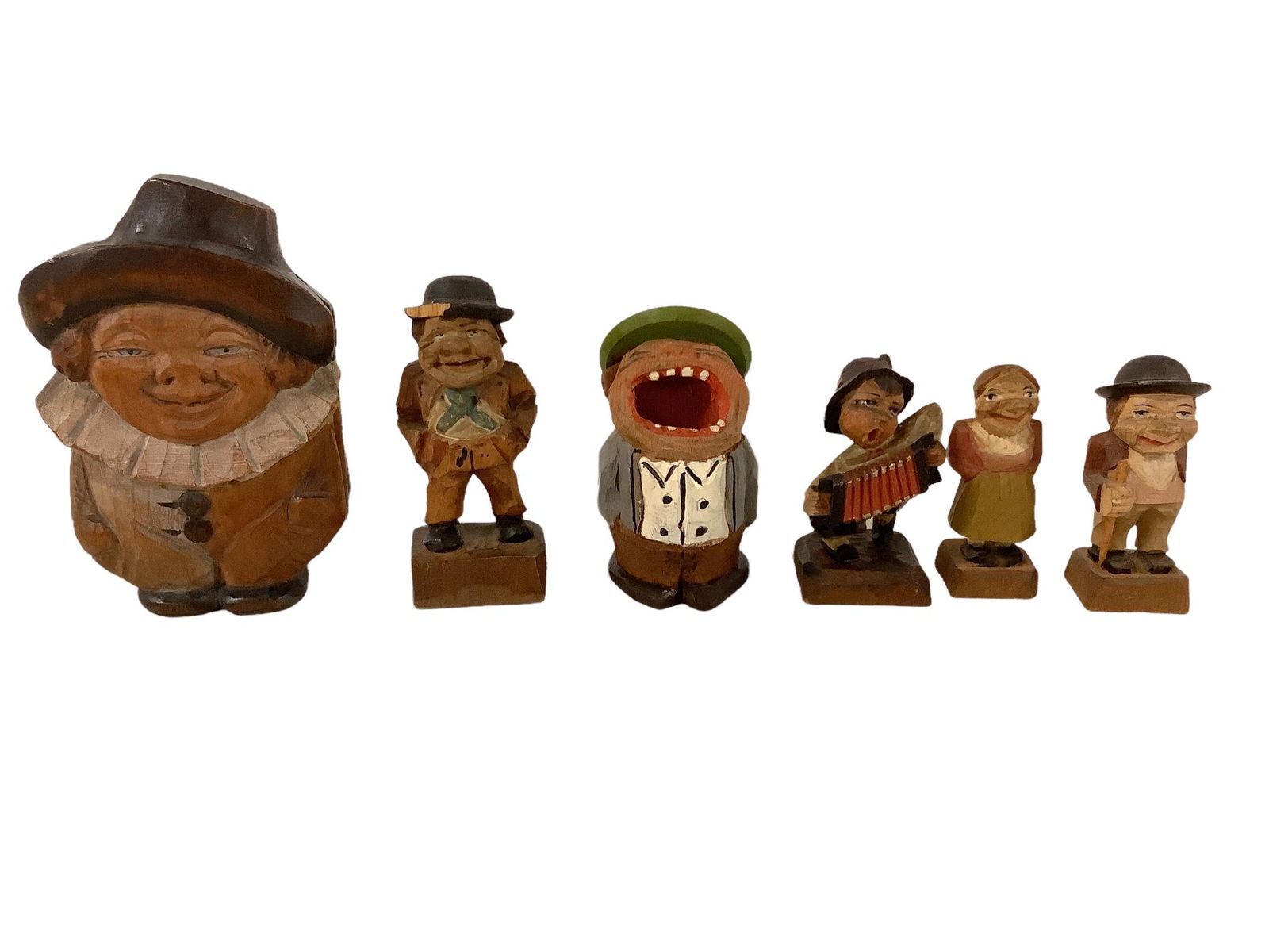 Lot of 6 Anri Ulrich Bernardi wooden figurines, one is chipped and one is also a box. 2.5" - 4.5"h (1 of 4)