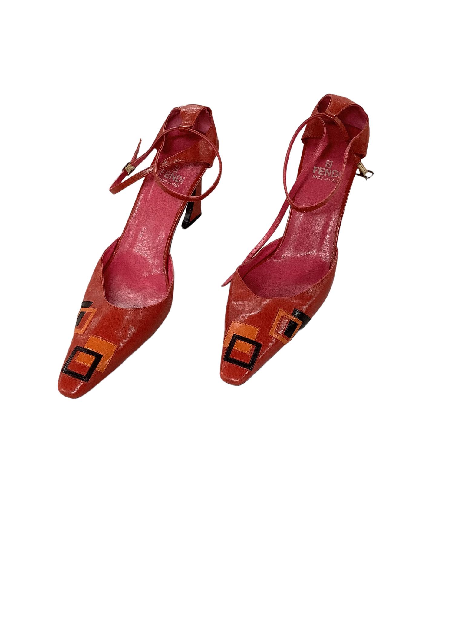 A pair of leather Fendi shoes size 40 with a 3 3/4" heel made in Italy. They have been worn. (1 of 2)