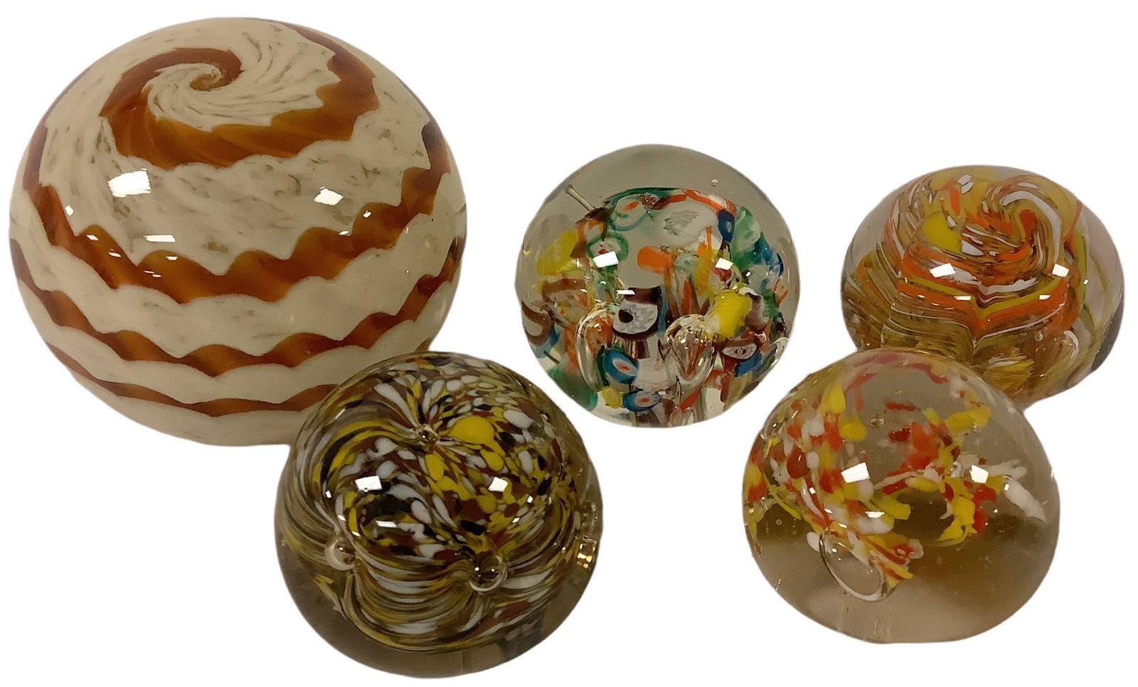 Lot of 5 paperweights (1 of 1)