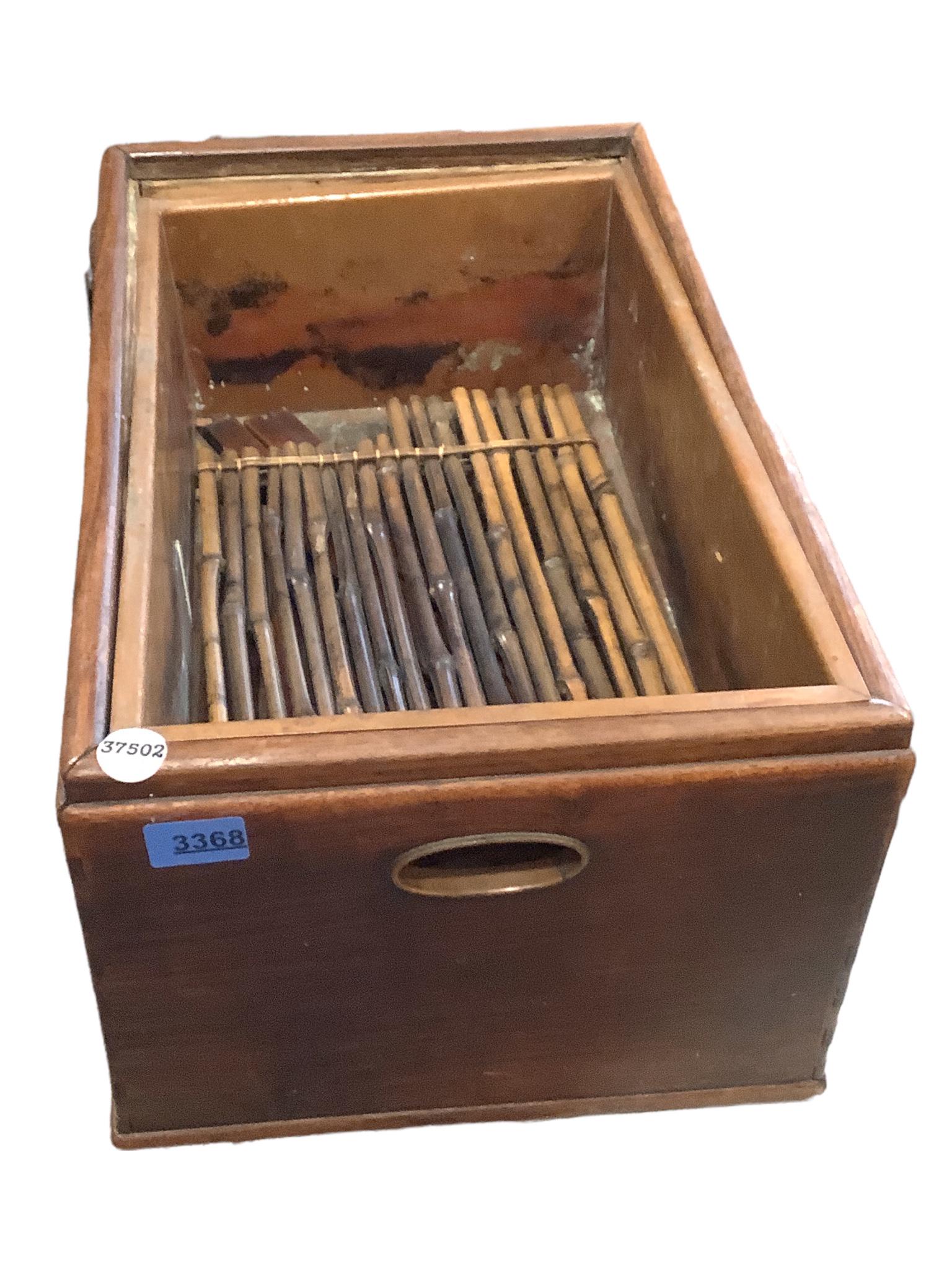 Wooden planter with copper insert and 2 small drawers. (1 of 1)