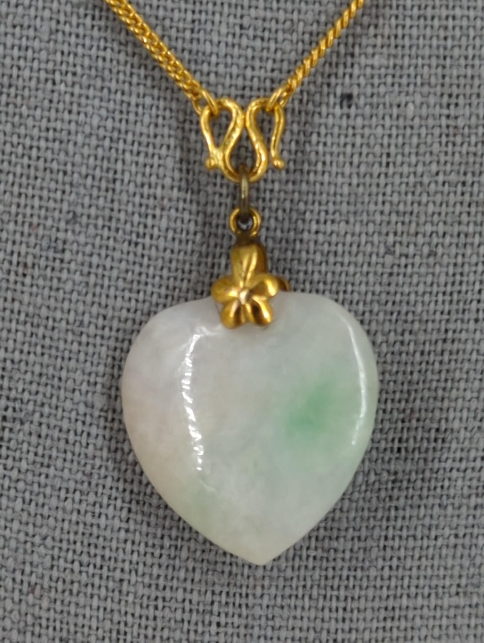 23Kt+ Yellow Gold Necklace With A Heart Shaped Jade Pendant (1 of 4)