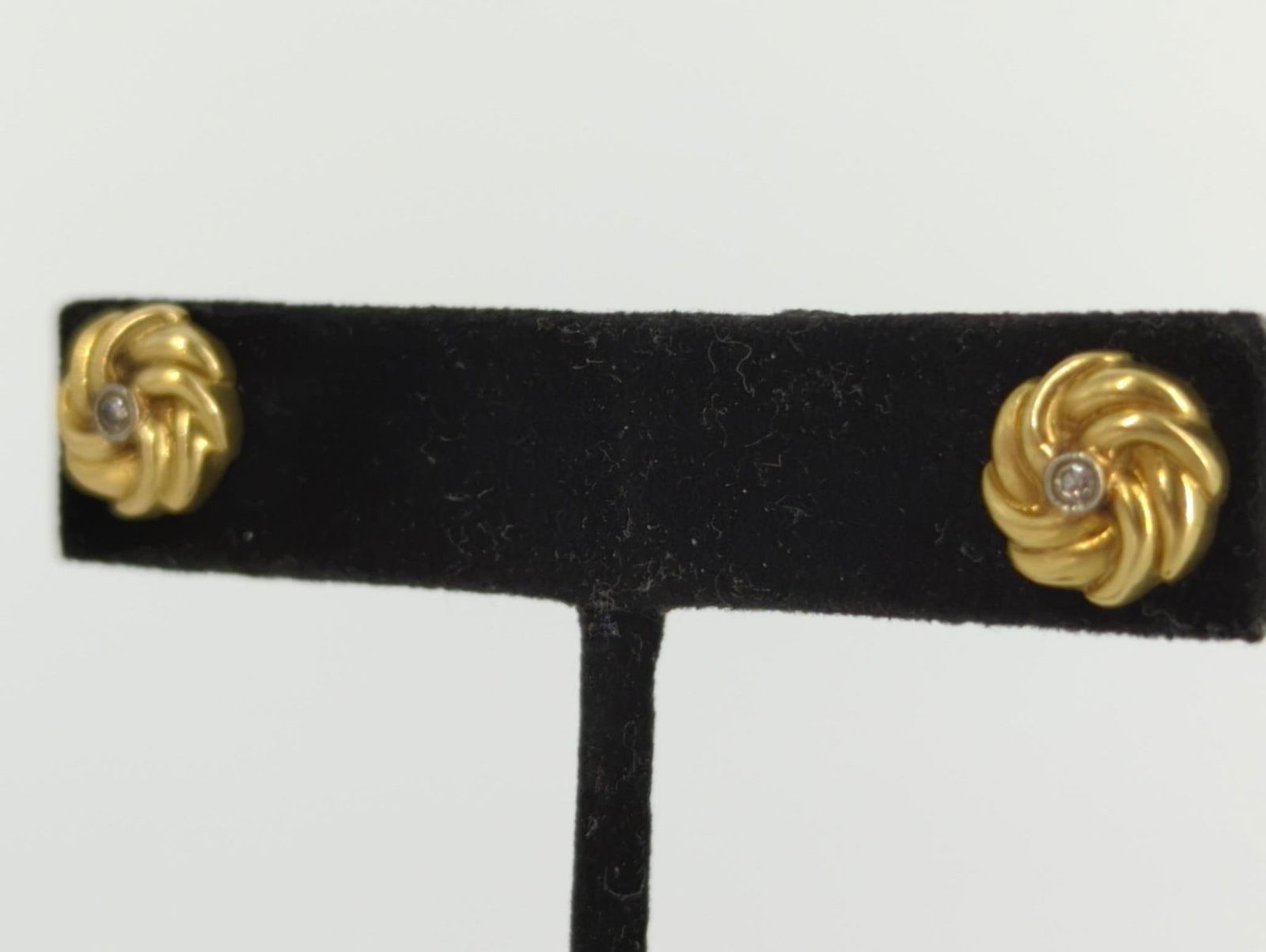 18kt Yellow Gold & Diamond Earrings (1 of 4)