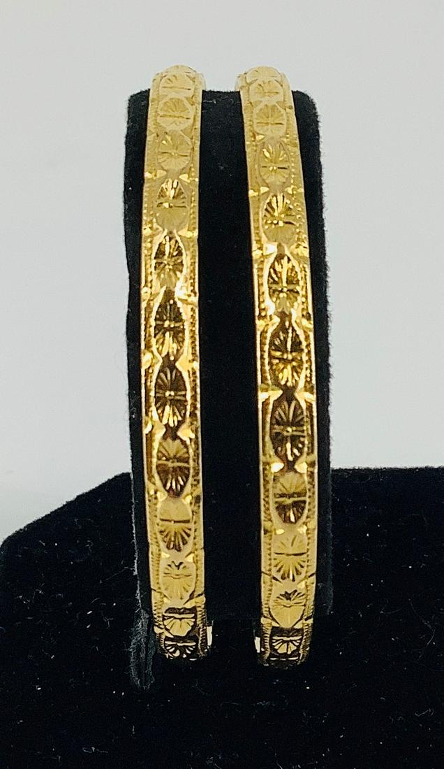 Pair 19kt Gold Bangles (1 of 2)