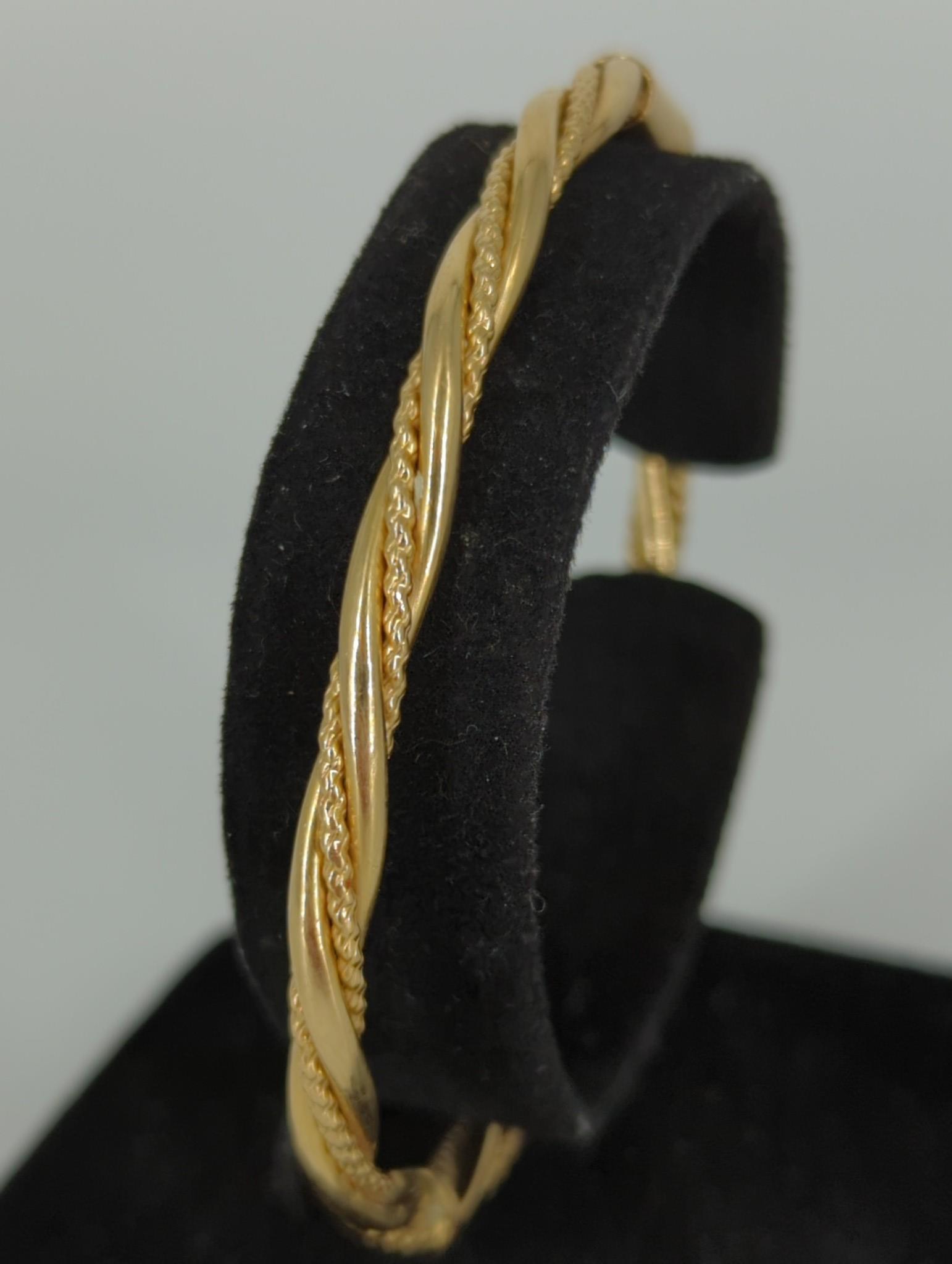 14kt Yellow Gold Bangle (1 of 5)