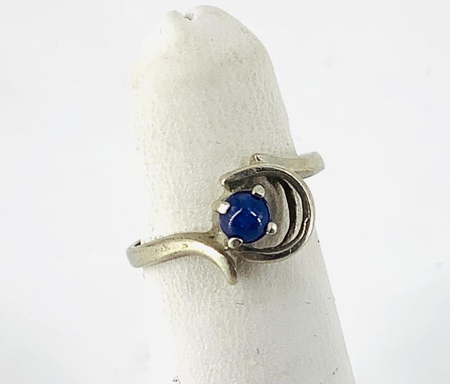 Vintage 14kt White gold blue Star sapphire Ring (1 of 6)