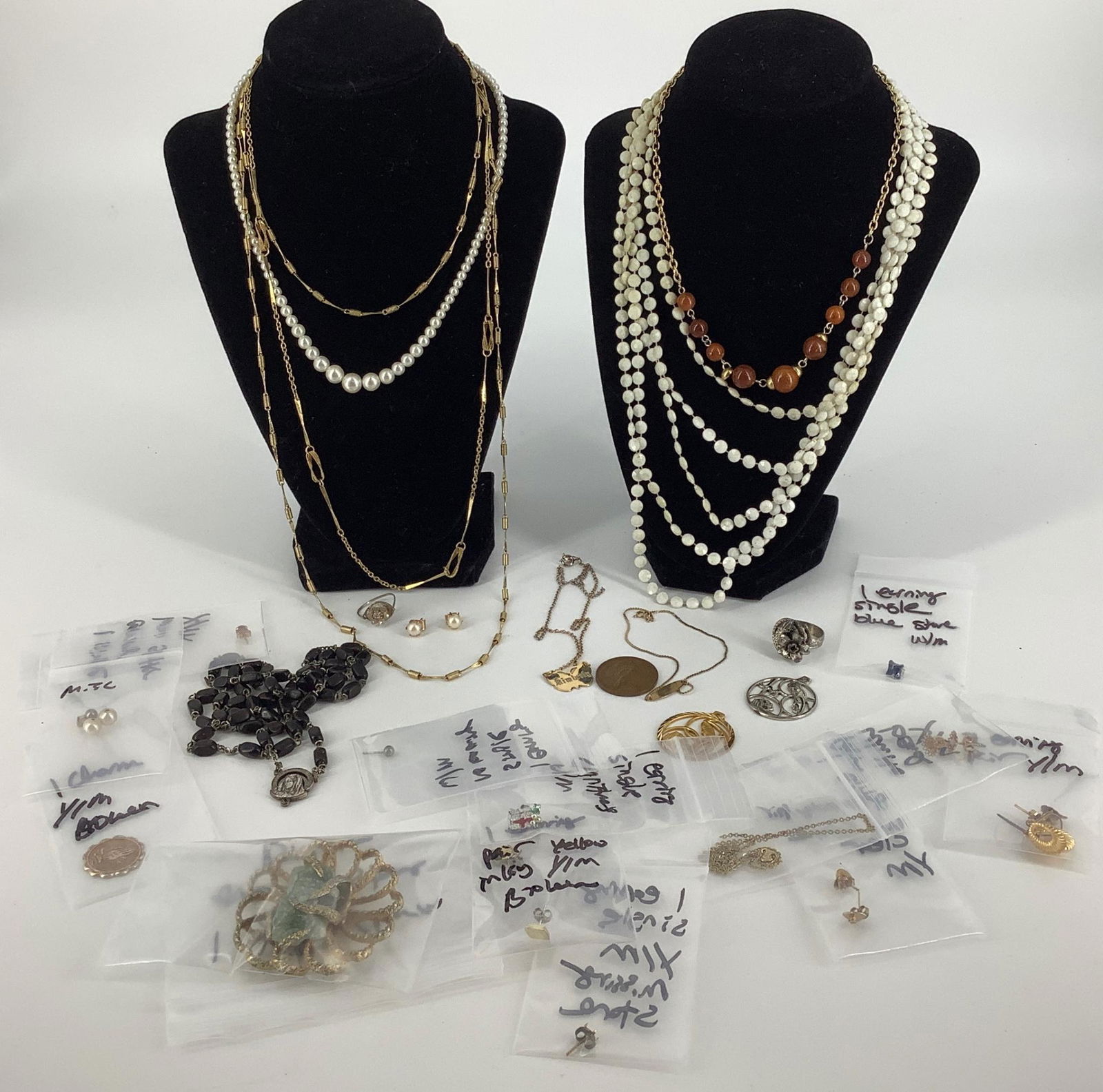 Jewelry & Accessories (1 of 7)