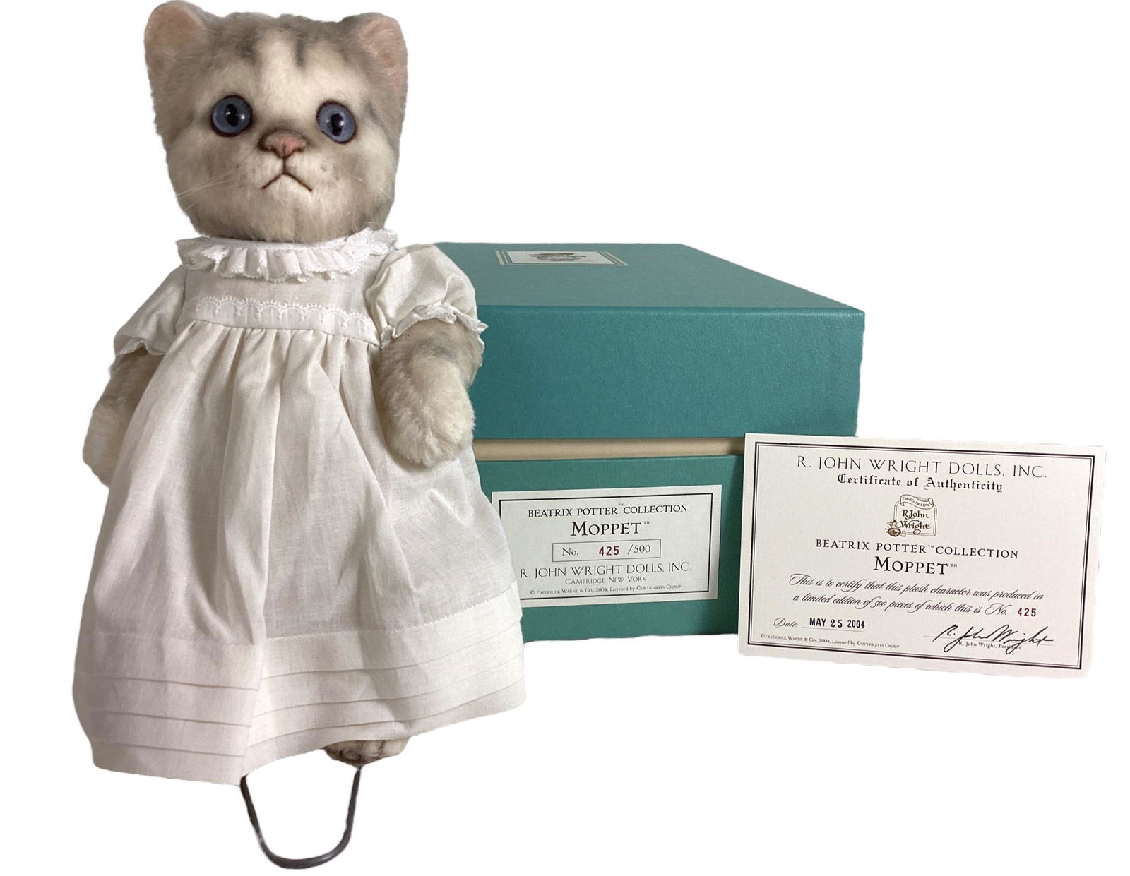 R. John Wright Dolls, Beatrix Potter Collection "Moppet" No.425/500. With COA and original box. (1 of 3)