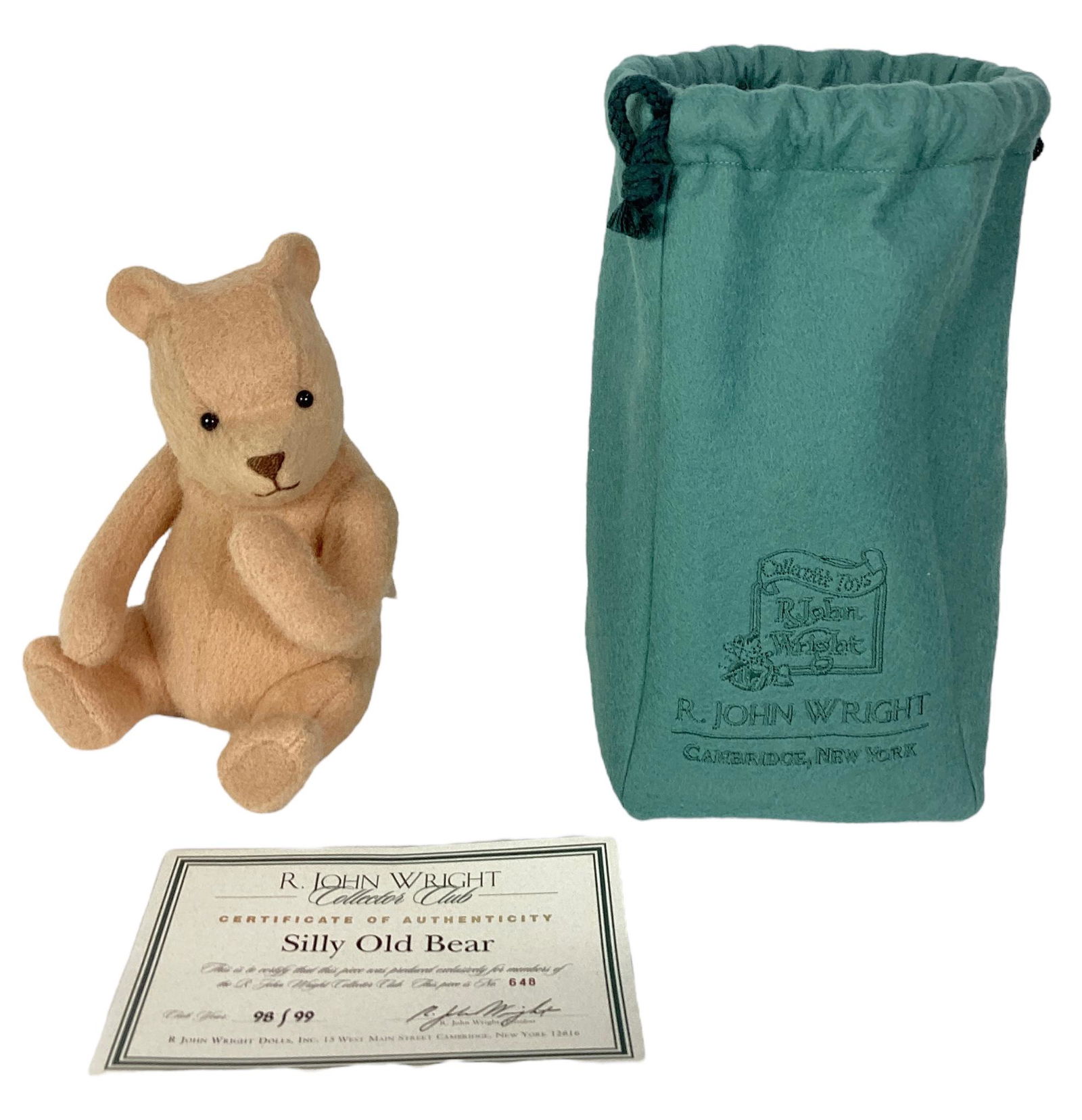 R. John Wright Dolls, Collectible Toys, "Silly Old Bear", No.98/99. With COA and original bag. Bear: R. John Wright Dolls, Collectible Toys, "Silly Old Bear", No.98/99. With COA and original bag. Bear and bag has a RJW button.