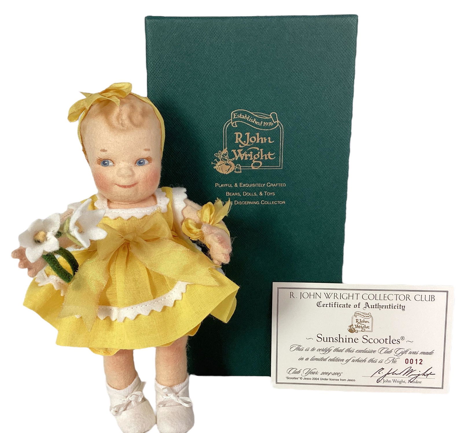 R. John Wright Dolls, "Sunshine Scootles" No.0012 limited edition. With COA and original box. (1 of 3)
