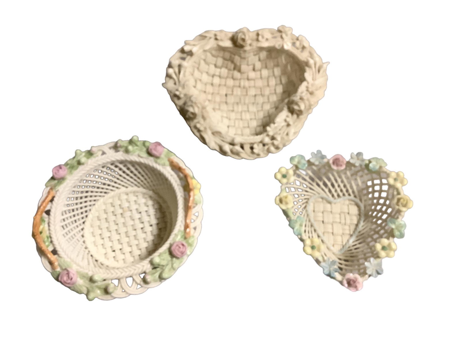 Lot of 3 Belleek hand woven china strand baskets with floral rims. Baskets including 5" x 4.5" heart (1 of 2)