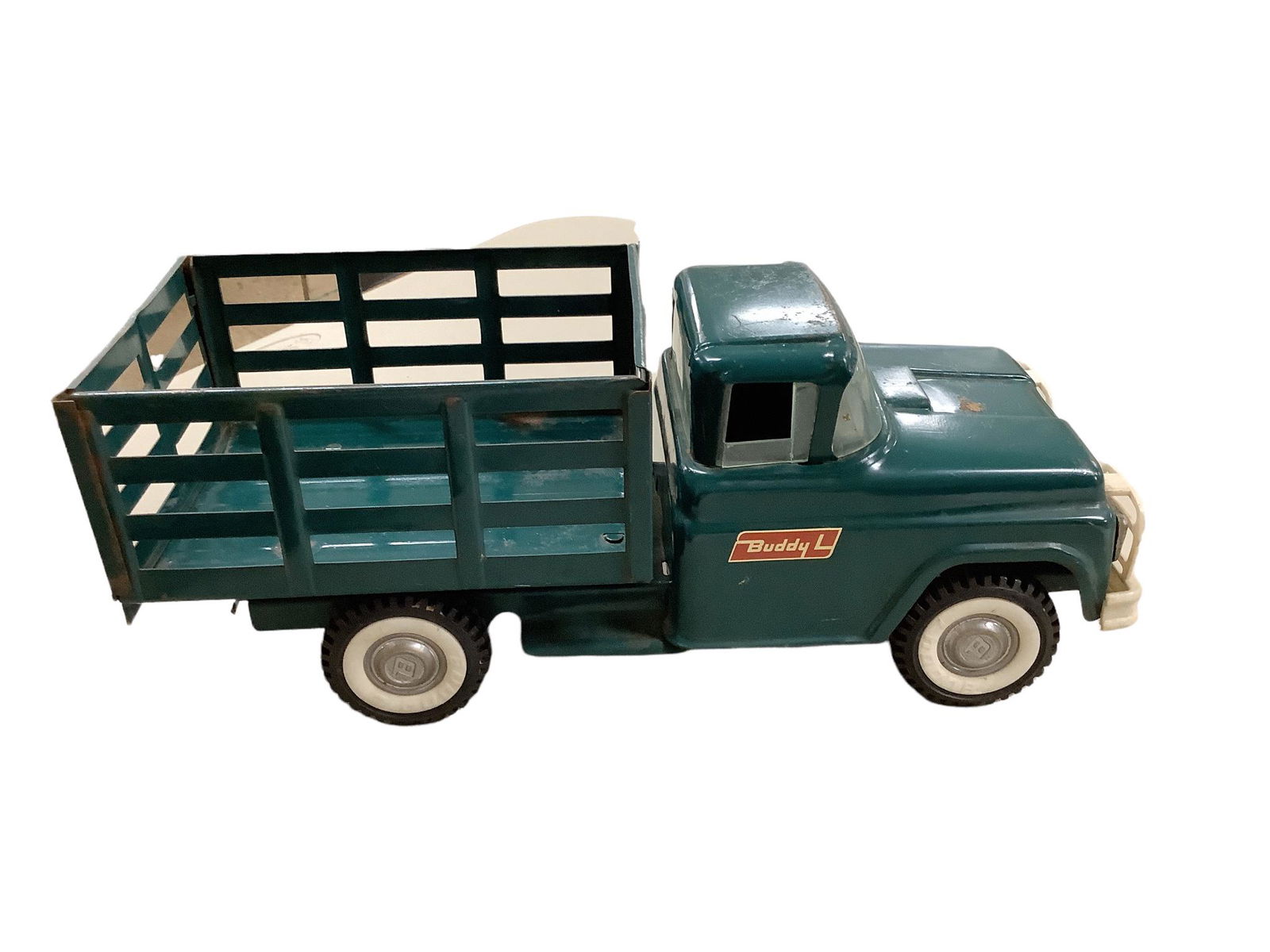 Buddy L toy farm truck .5" high,14" long: Buddy L toy farm truck .5" high,14" long