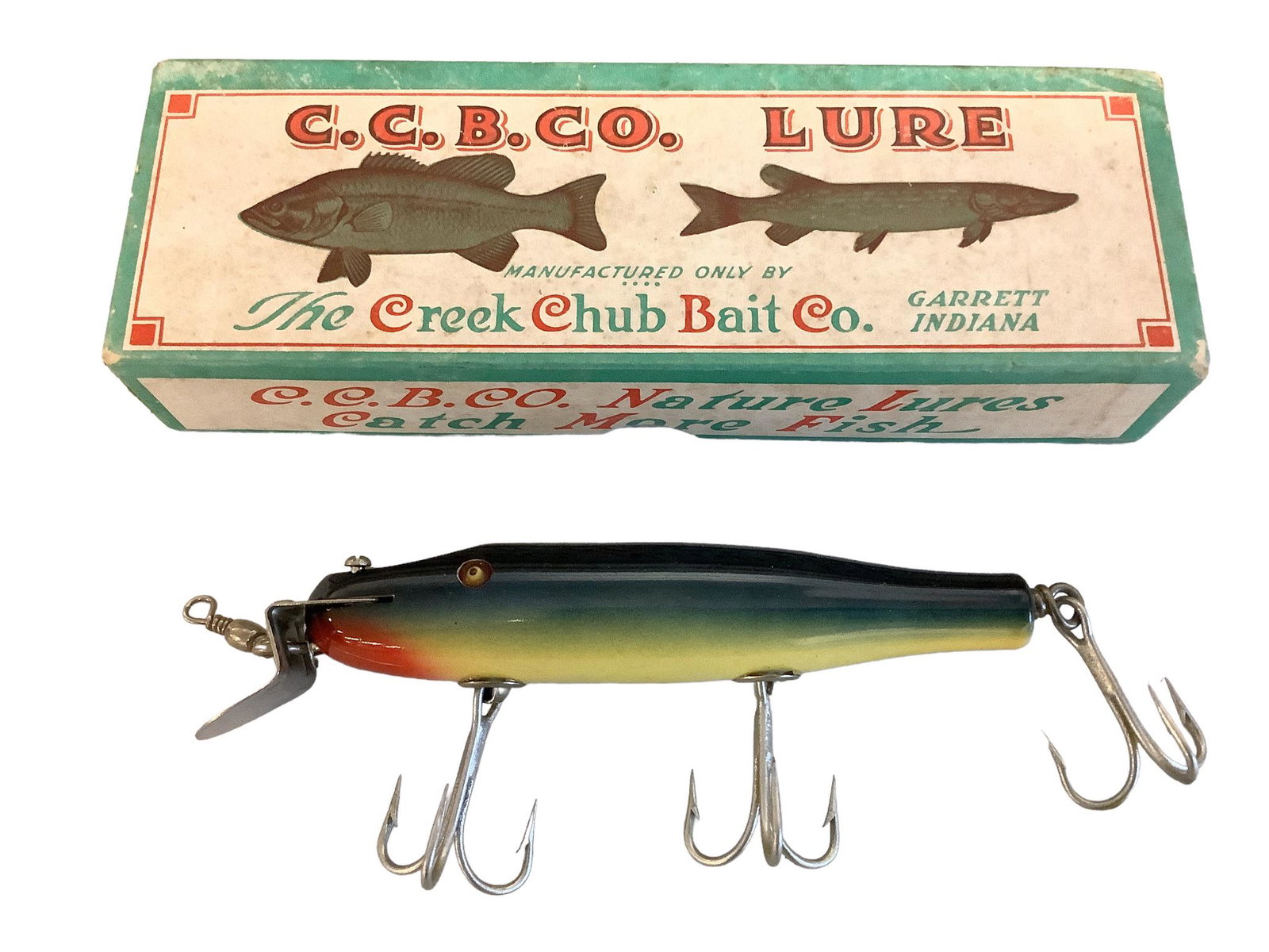 Creek Chub Pikie in Purple Eel with box ( paint crack under by diving lip ) (1 of 4)