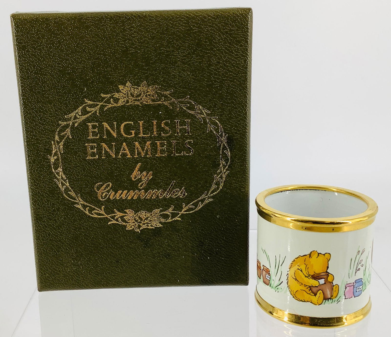 English Enamels by Crummles - Enamel Napkin Ring: English Enamels by Crummles - Enamel Napkin Ring Hand-painted with fine enameling, signed Crummles on inside, minimal wear - good condition overall, measures approximately 35.5mm in size. Features Win