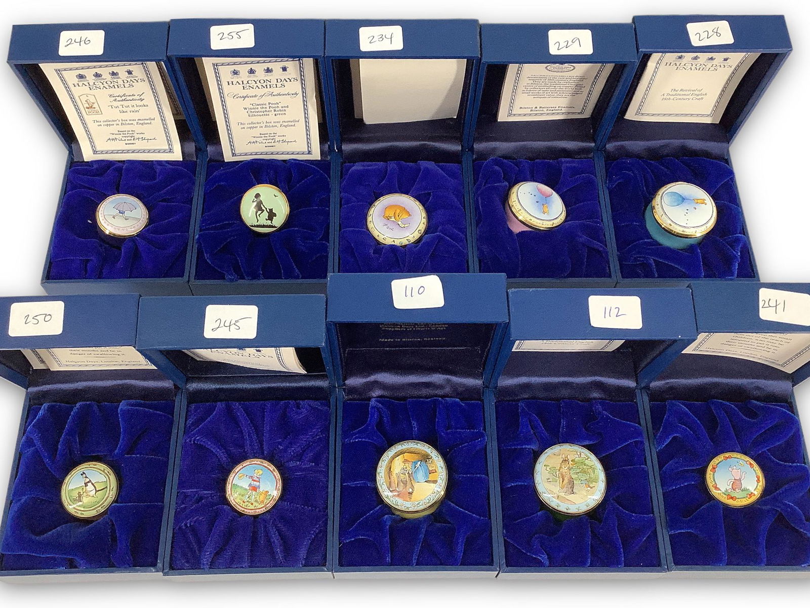 Ten Halcyon Days Enamel Keepsake Boxes (1 of 7)