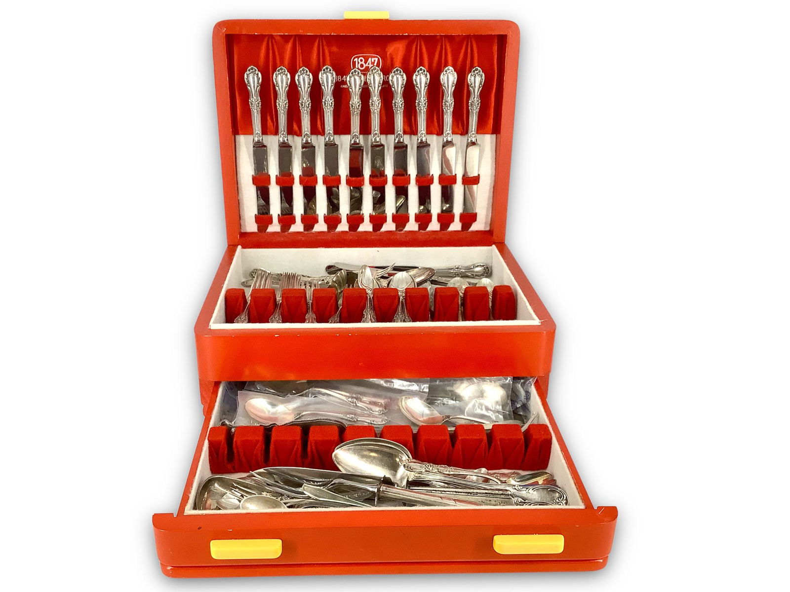 Sterling Silver Flatware in Chest: Sterling Silver Flatware in Chest Sterling silver flatware and serveware - approximately 109.86 troy ounces total weight. Unmatched chest from Rogers, set mostly composed of pieces from the Wild Rose