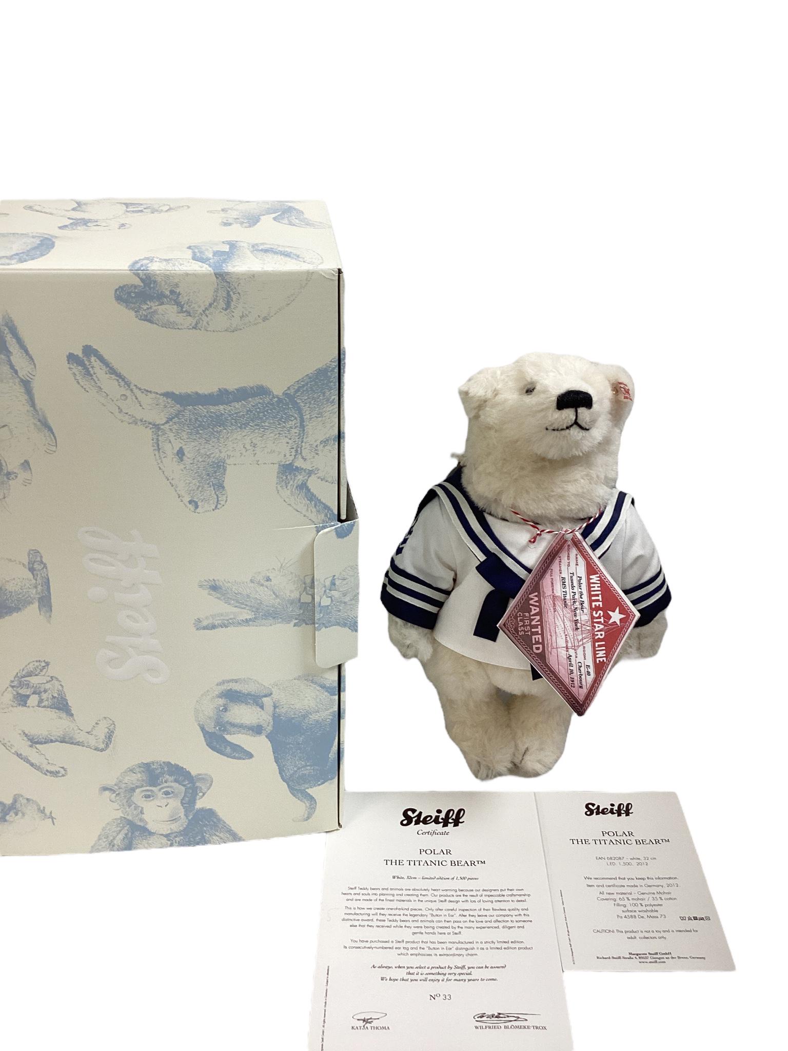 シュタイフ POLAR THE TITANIC BEAR Polar the Titanic Bear: Stone Spedden, Daisy Corning, McGaw