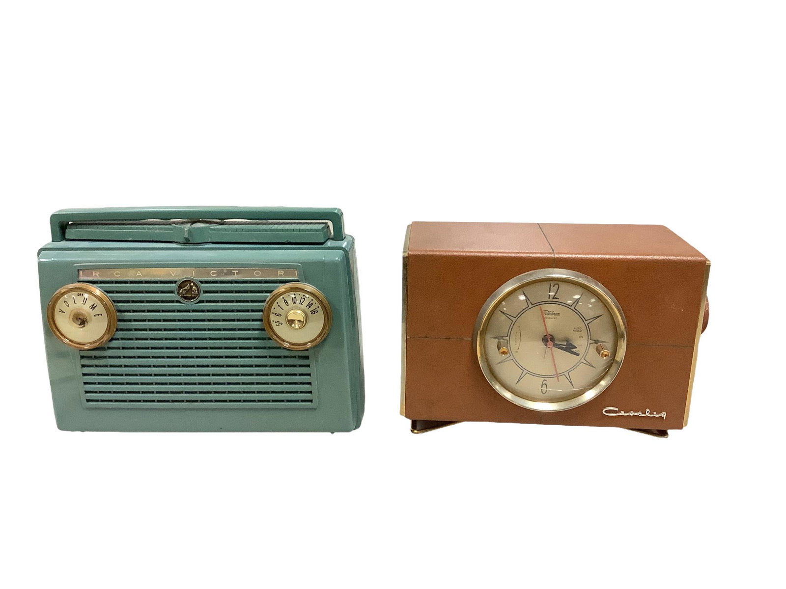 Vintage RCA Victor Radio 8” x 10” and. Vintage Crosley Model J C 6 B N 117 Volts 60 (1 of 2)