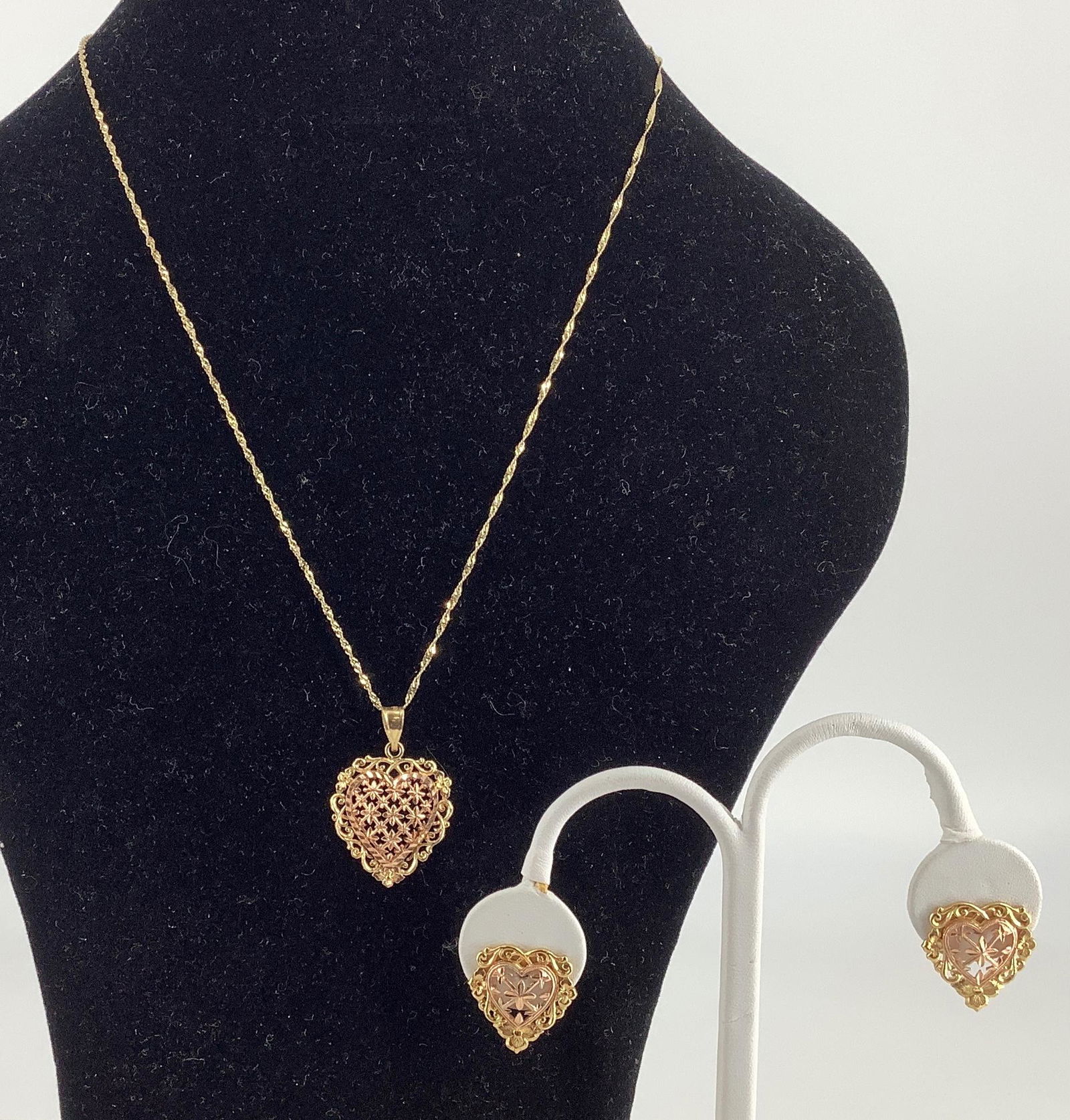 Romantic Beverly Hills Gold Jewelry Set: Romantic Beverly Hills Gold Jewelry Set New old stock in the original box with a branded tag, 14kt yellow gold jewelry set including a pair of rose / yellow gold post back openwork heart shaped earrin
