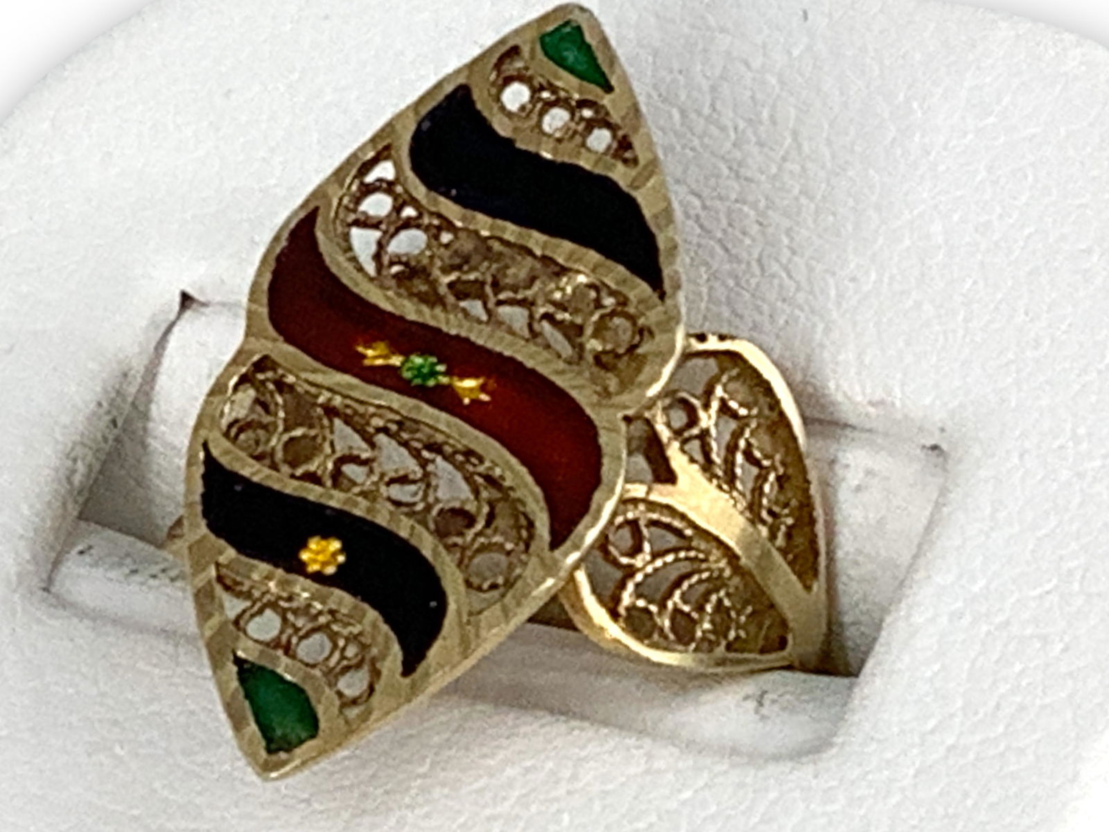 10kt Yellow Gold Enameled Filigree style Ring (1 of 6)