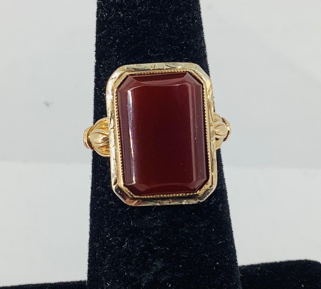Vintage Gold and Carnelian Stone Ring (1 of 6)