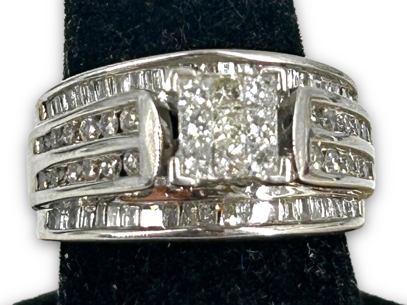 14kt White Gold Diamond Ring (1 of 5)