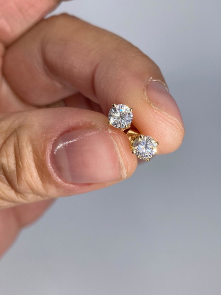 Diamond solitaire earrings yellow gold Clearance