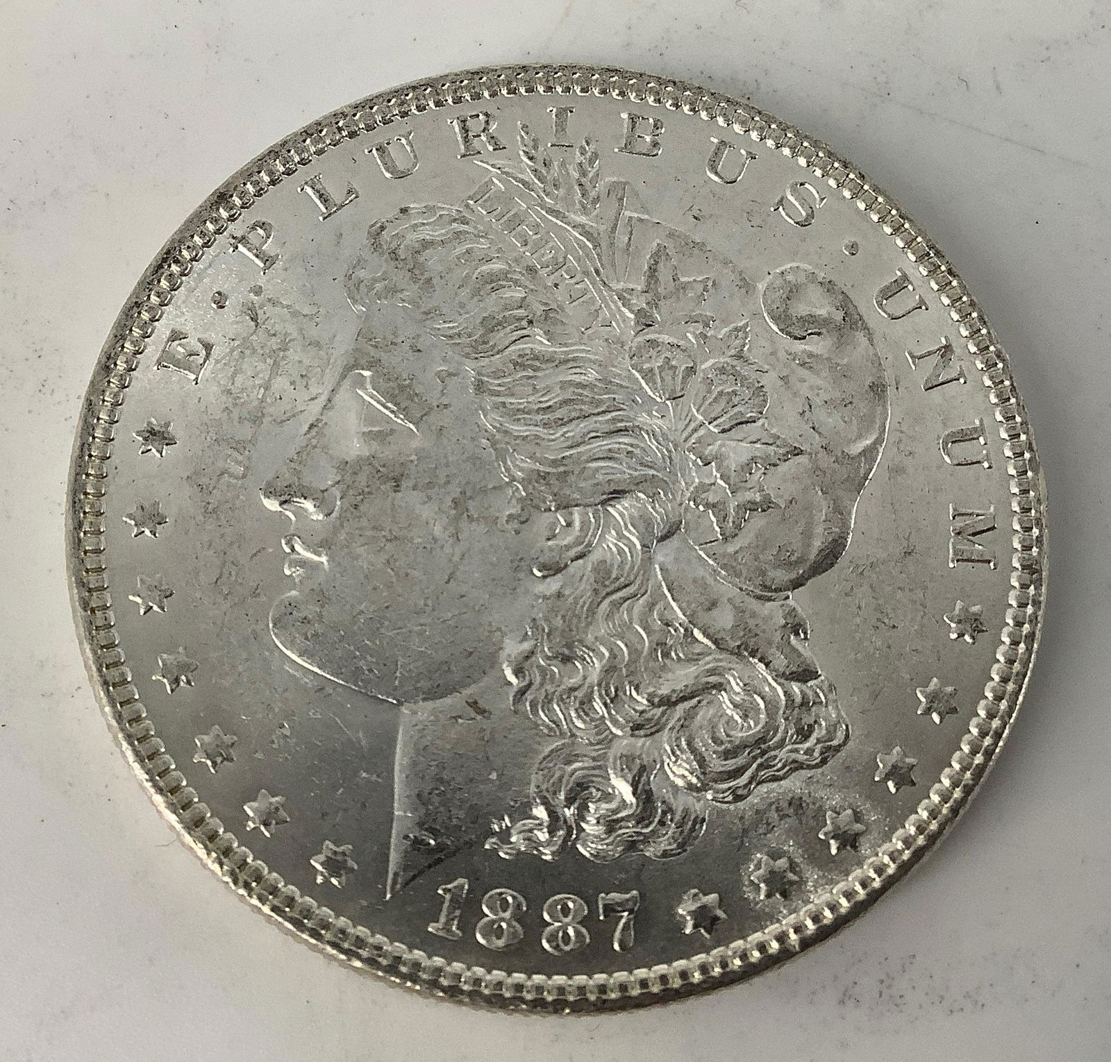 1887-P U.S. Morgan Silver Dollar Coin (1 of 2)