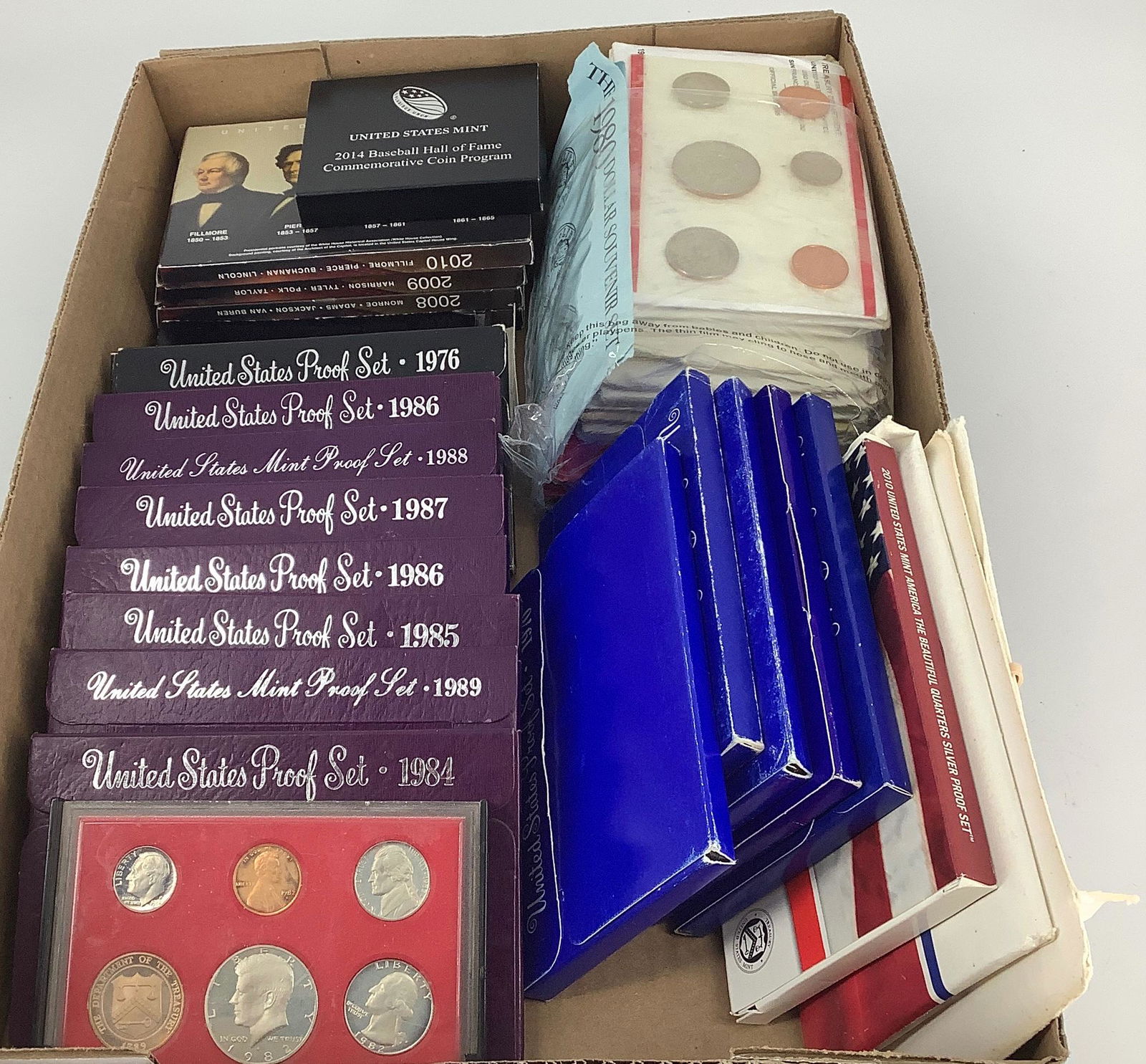 Assorted U.S. Proof and Uncirculated Coin Set (1 of 6)