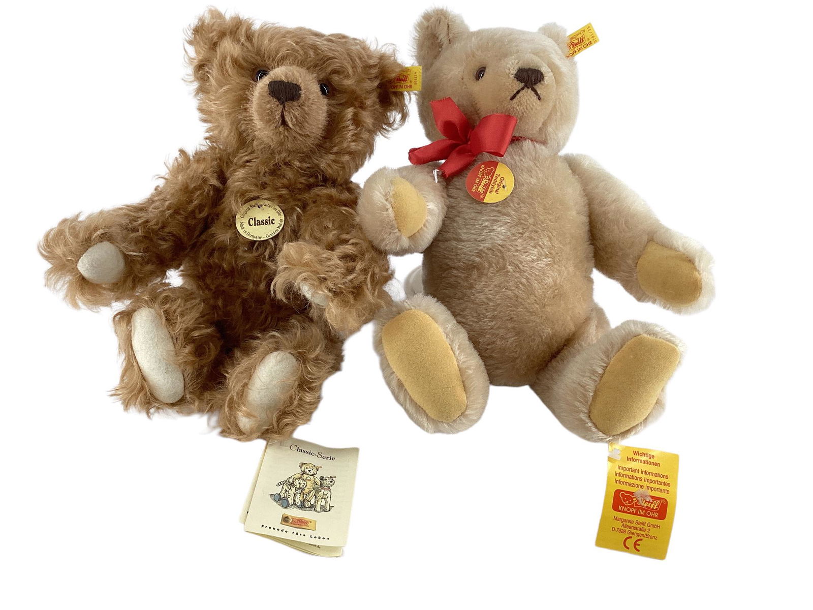 2 Steiff Bears, Original Teddy Bear 0201/36, tag in ear and paper tag, tag in chest, jointed arms (1 of 3)