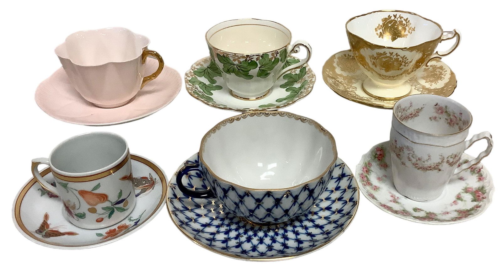 (6) Tea Cup and Saucers Sets Including Shelley: Various makers of china tea cups and saucers includes one made in Russia, Vista Alegre from Portugal, Royal Standard and Shelley.