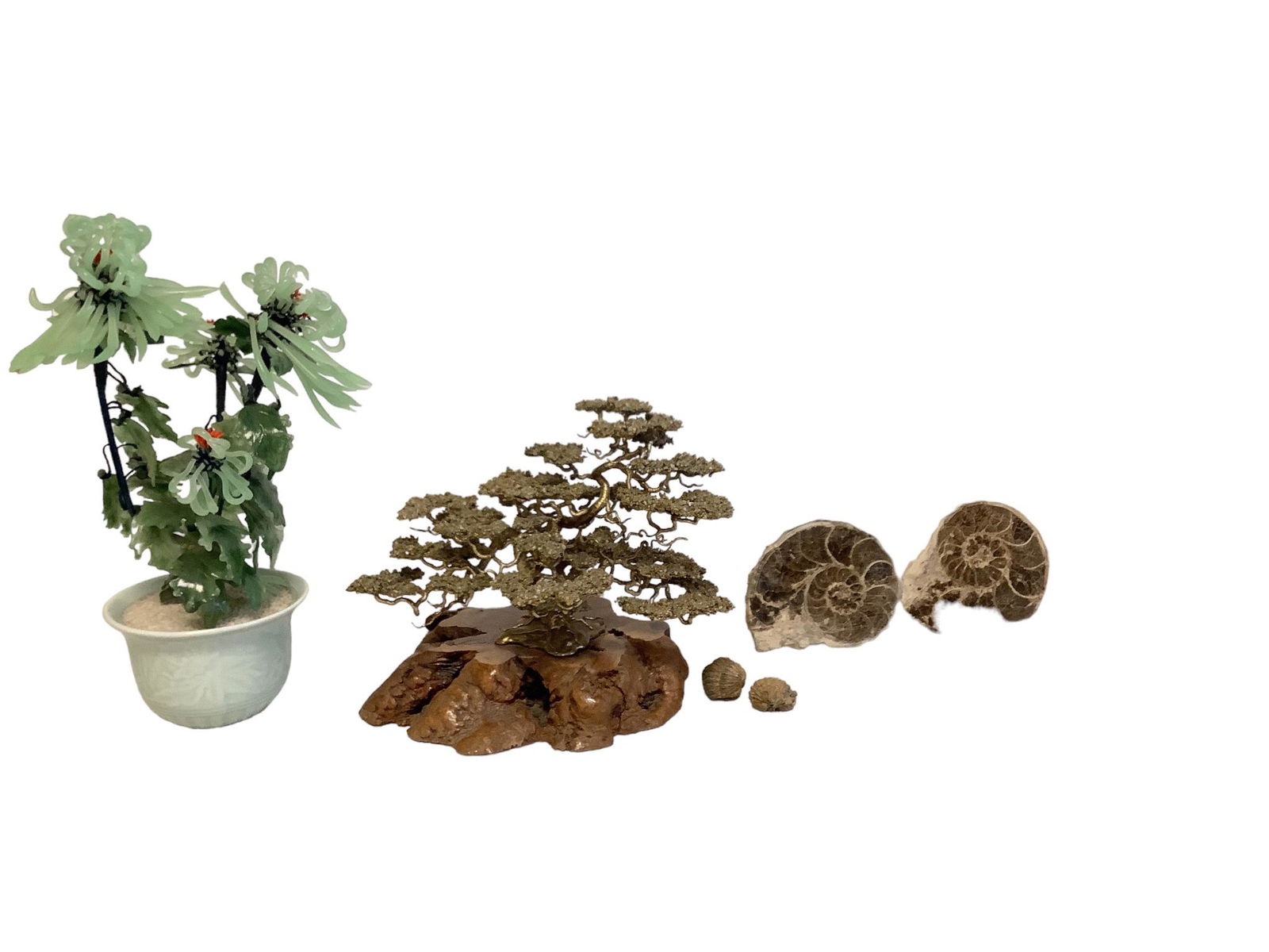 LeBlanc Metal Art, Fossils, & Glass Floral Arrangement (1 of 4)