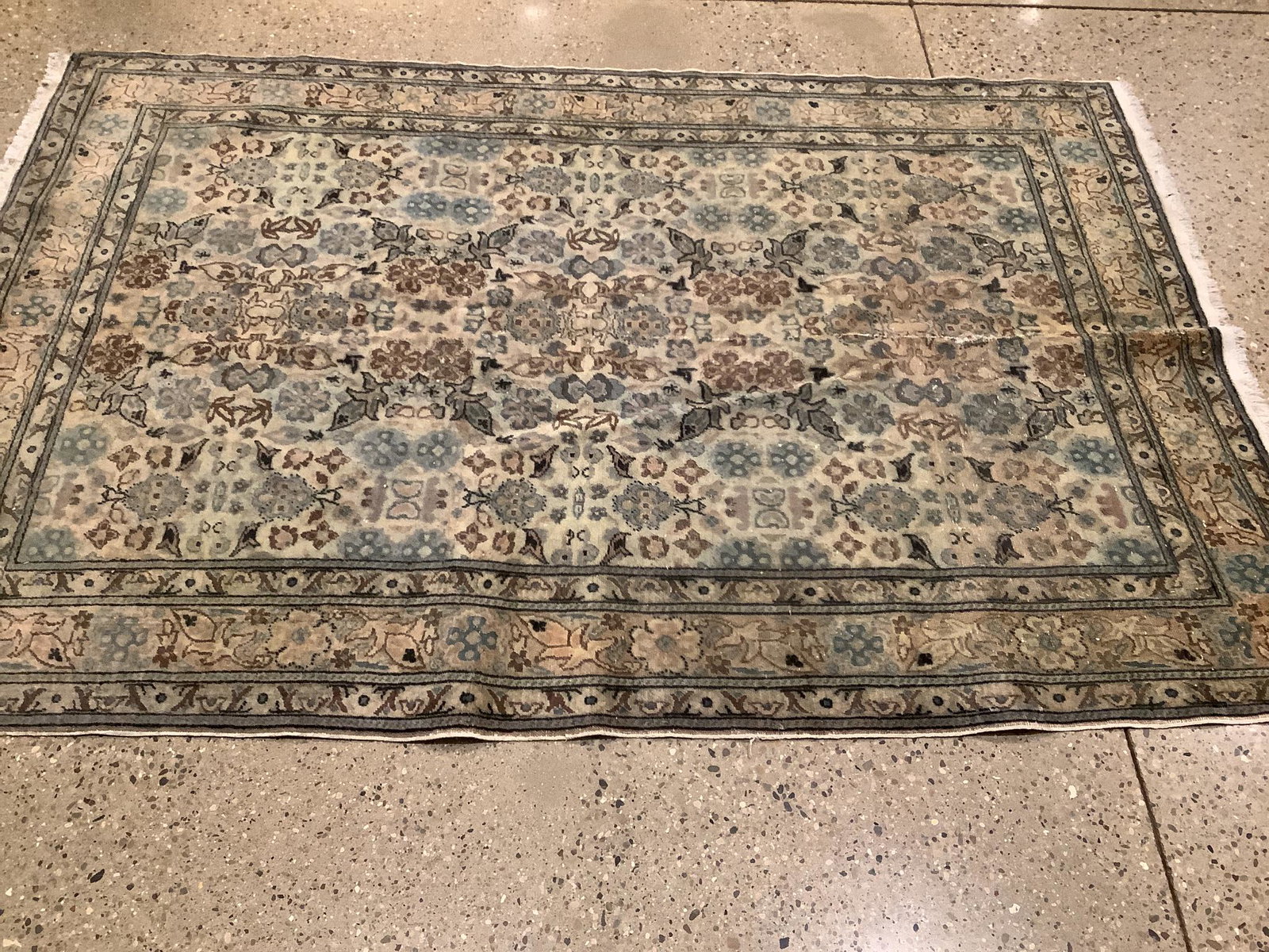 Oriental Rug - Turkish: Oriental Rug - Turkish 8'10" x 12'.