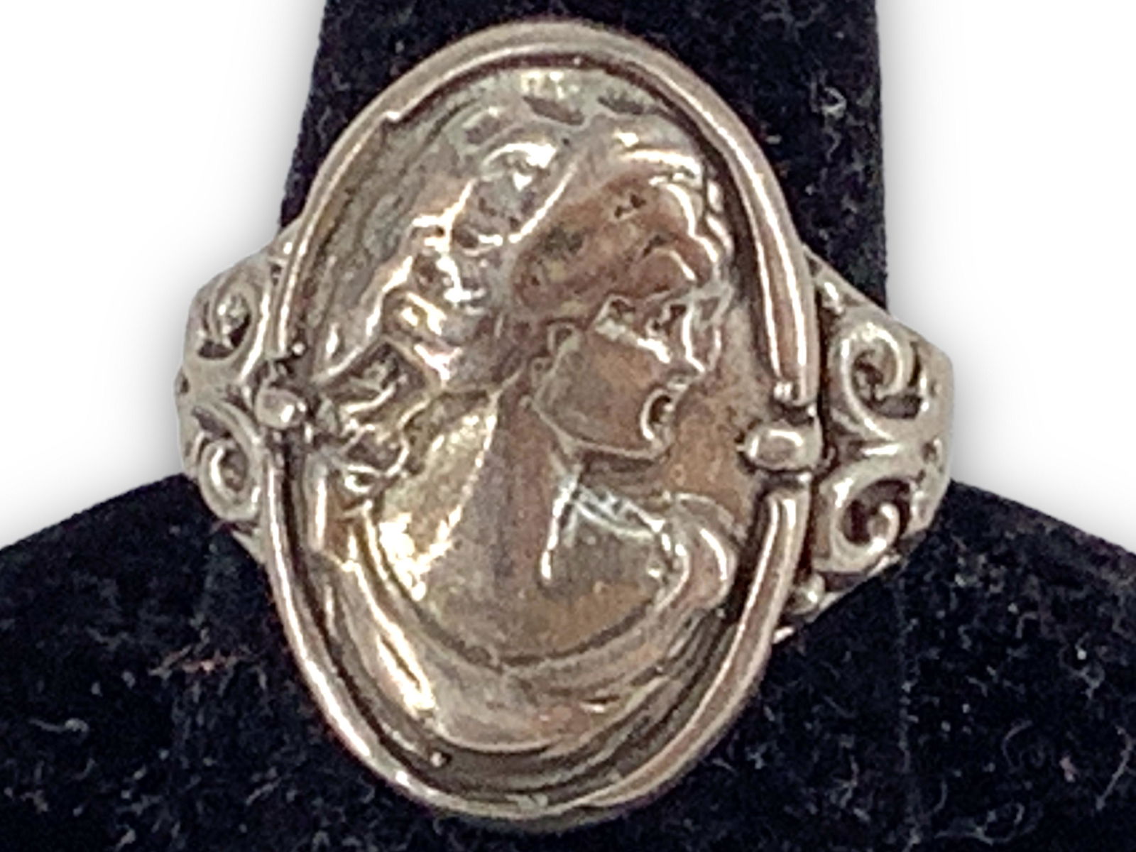 Sterling Silver Art Nouveau Style Ring (1 of 4)