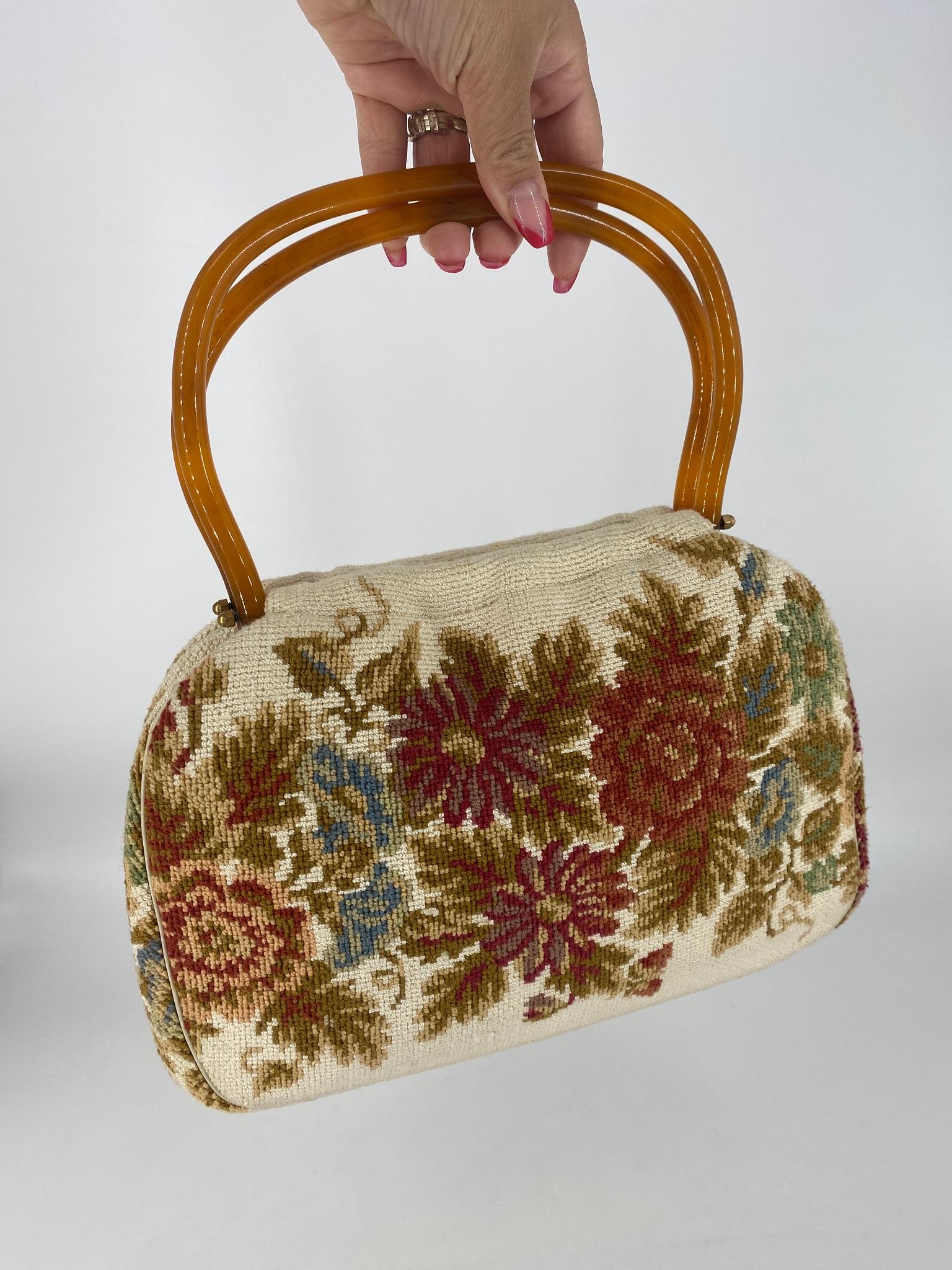 Vintage MM Garland Tapestry Handbag (1 of 6)