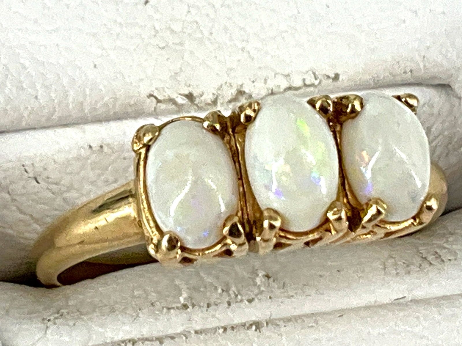 10kt Yellow Gold and Trio of Opals Ring (1 of 5)
