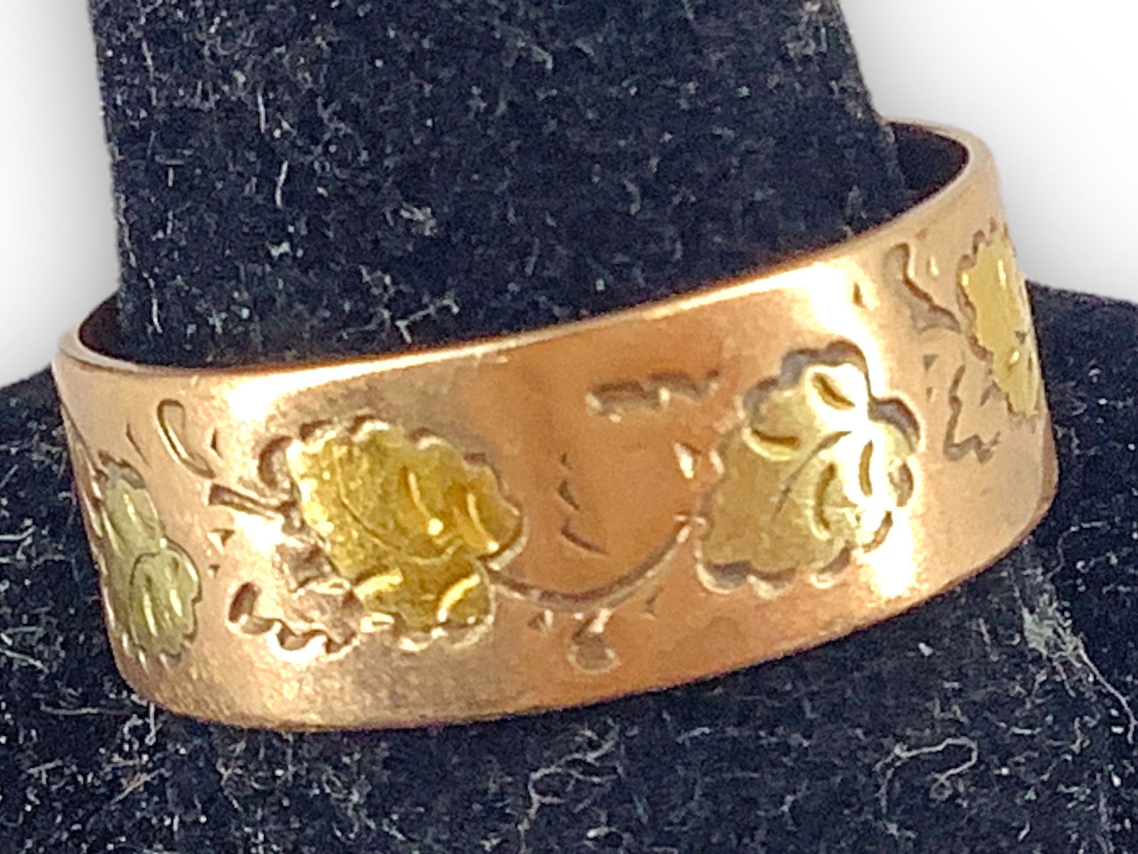 Vintage 10kt Dual Tone Ring (1 of 4)