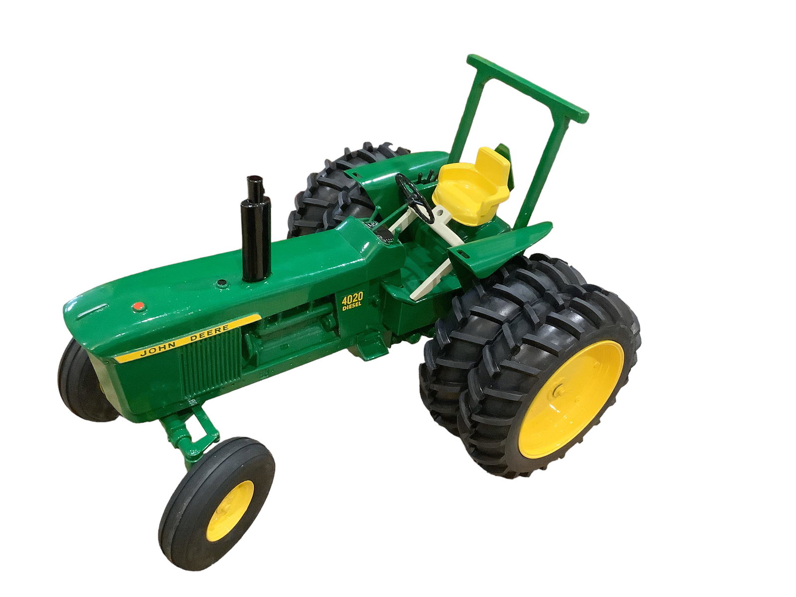 Ertl/Scale Models Diecast John Deere 4020 Diesel Tractor: Ertl/Scale Models Diecast John Deere 4020 Diesel Tractor 1:8 scale.