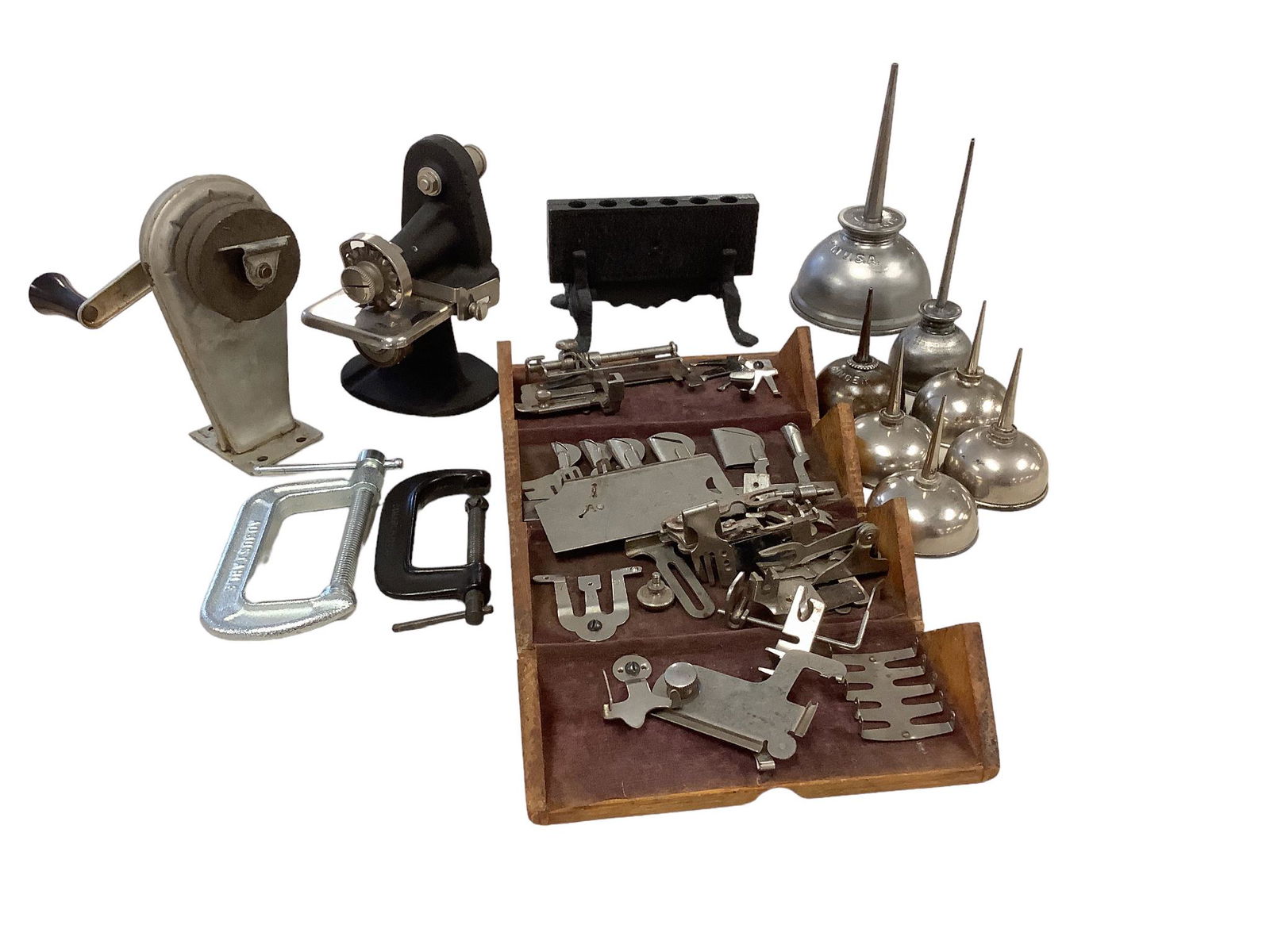 Singer Sewing Machine Parts, Oil Cans, Pinker and More (1 of 1)
