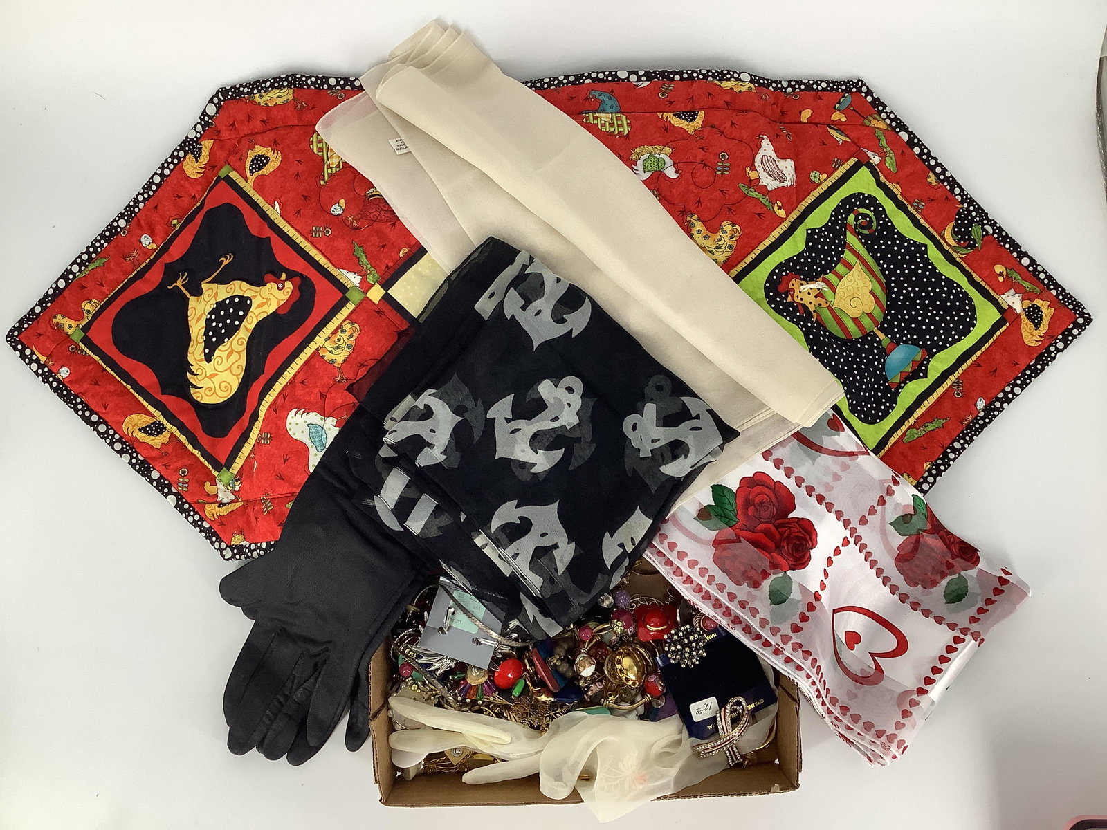 Box Lot Of Jewelry & Accessories (1 of 4)