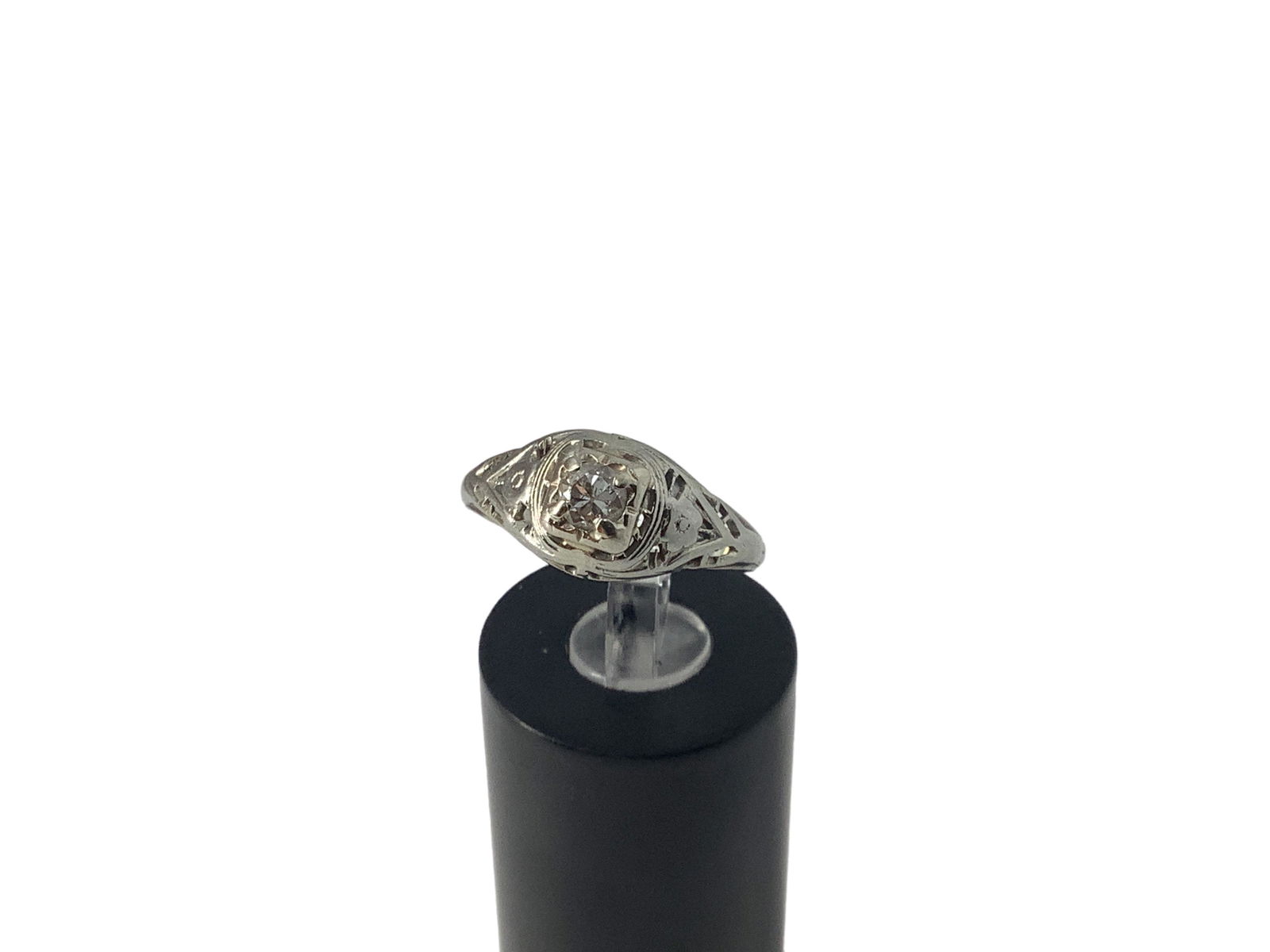 Vintage 18kt White Gold Diamond Solitaire Ring (1 of 4)