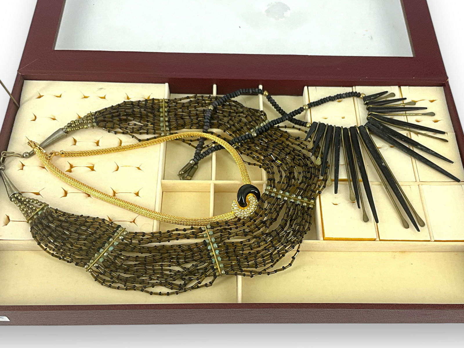 Three Statement Necklaces in Box (1 of 6)