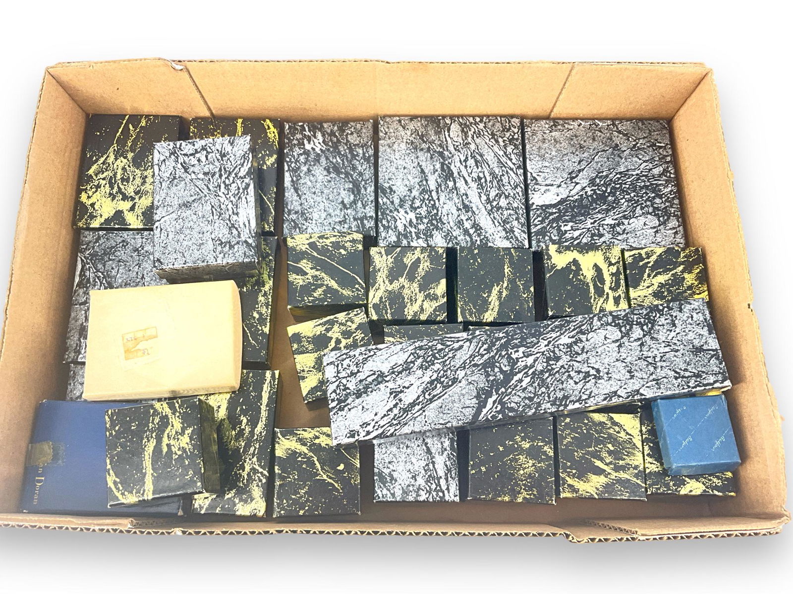 New-Old-Stock Jewelry from Lindenwold's (1 of 7)