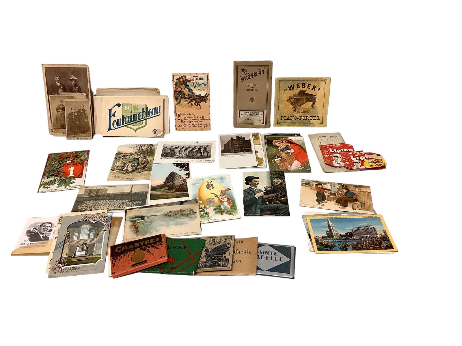 Lot of Ephemera: Lot of Ephemera Including 26 loose vintage postcards, some from the early 1900ís, as well as three vintage souvenir postcard packs from Paris, Milan, and Venice, (5) European souvenir picture pac