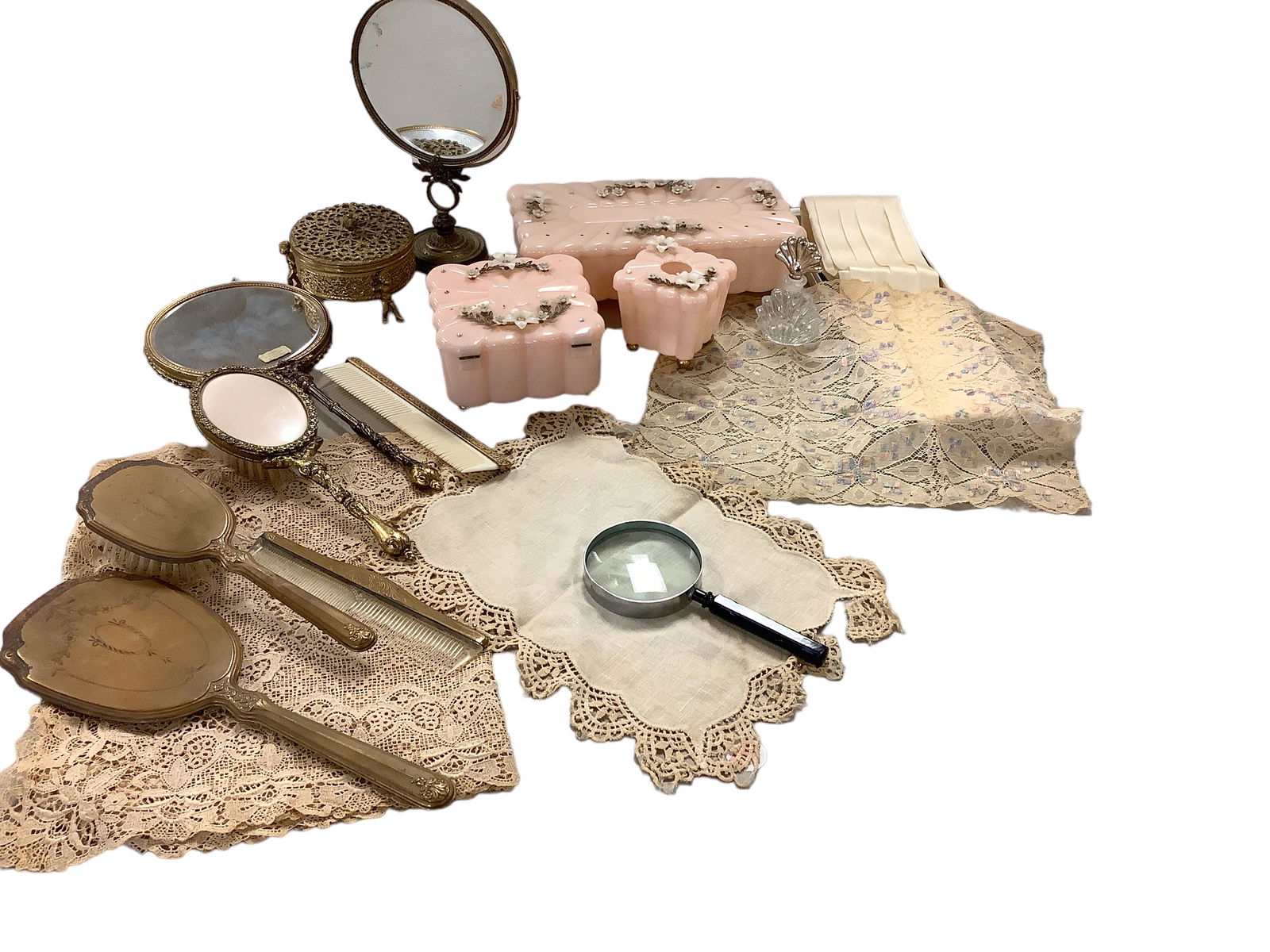 Vintage Ladyís Dresser Items (1 of 2)