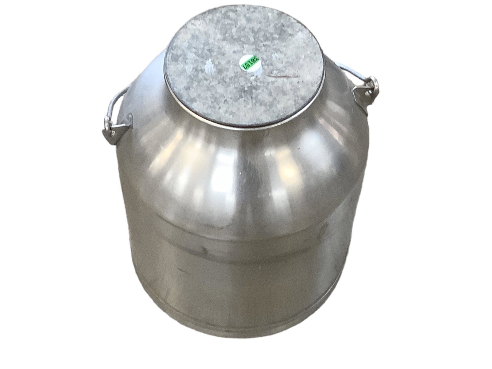 Stainless Steel Milk Container: Stainless Steel Milk Container It measures 17î H