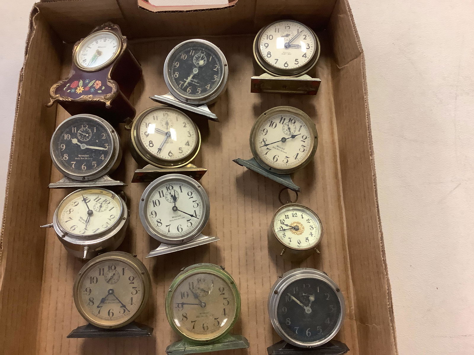 (12) Small Vintage Clocks (1 of 1)