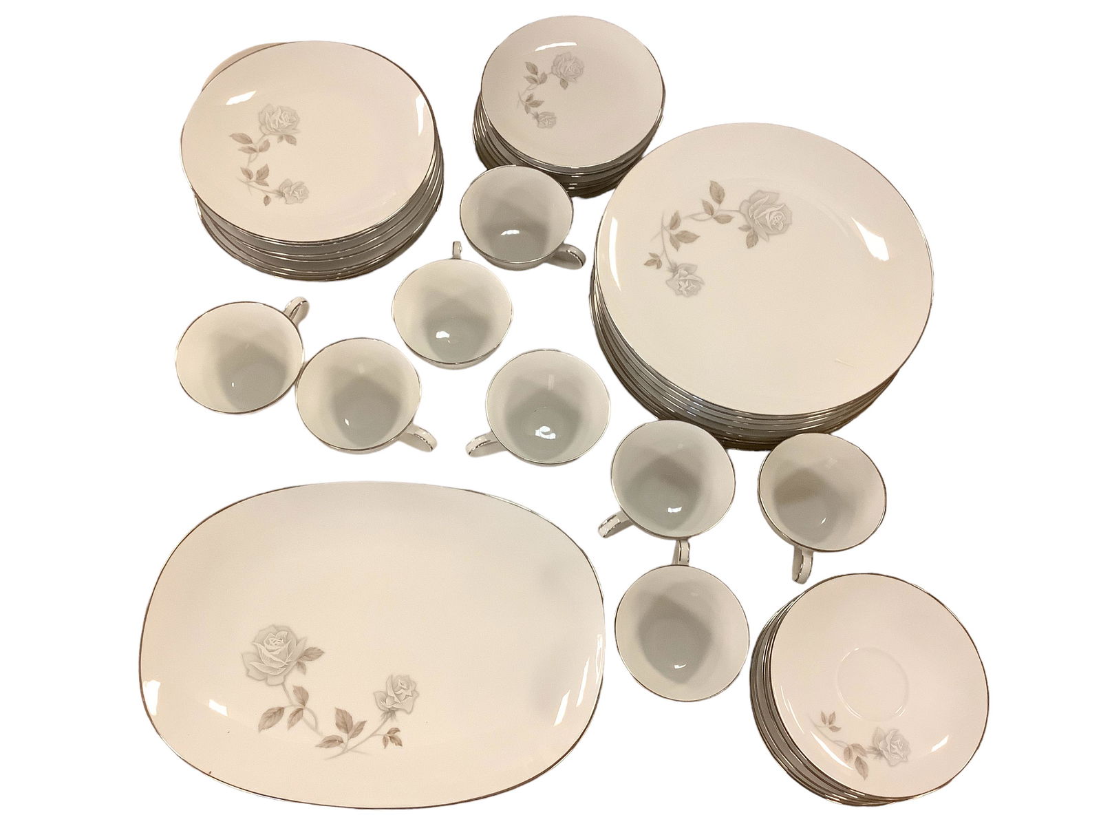 Noritake Dinnerware, ìRosesî (1 of 3)