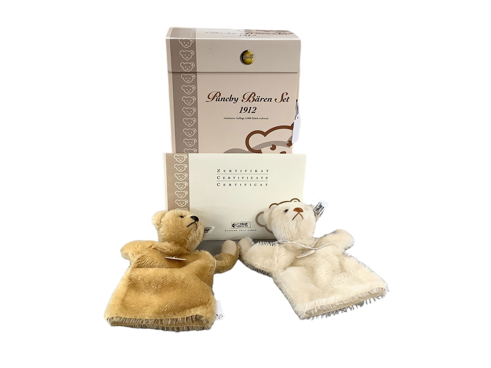 Pair of Steiff Reproduction 1912 ìPunchy Bearî Puppets in Box (1 of 3)