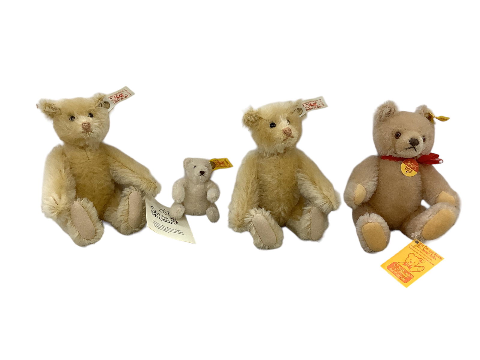 (4) Steiff Bears (1 of 6)