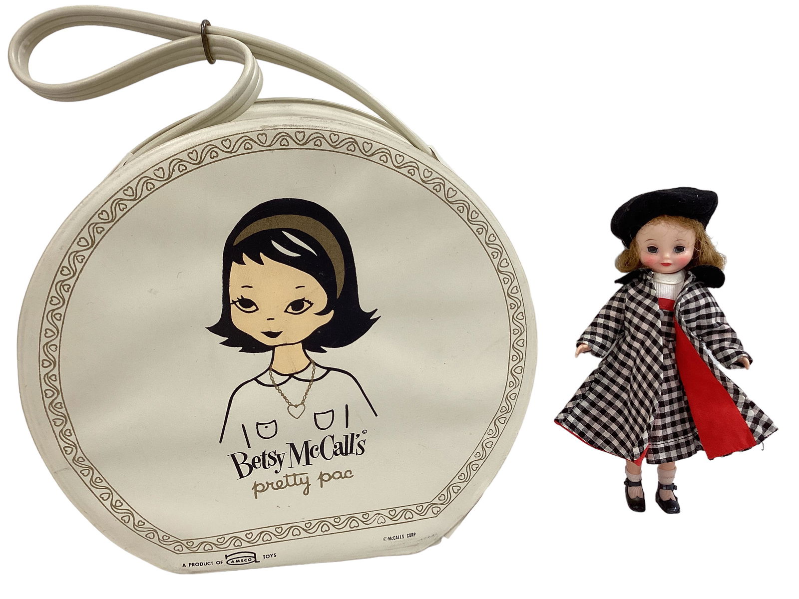 Betsy McCall with Case and Wardrobe (1 of 4)